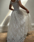 Vintage Scalloped Lace Princess Tulle Wedding Gown
