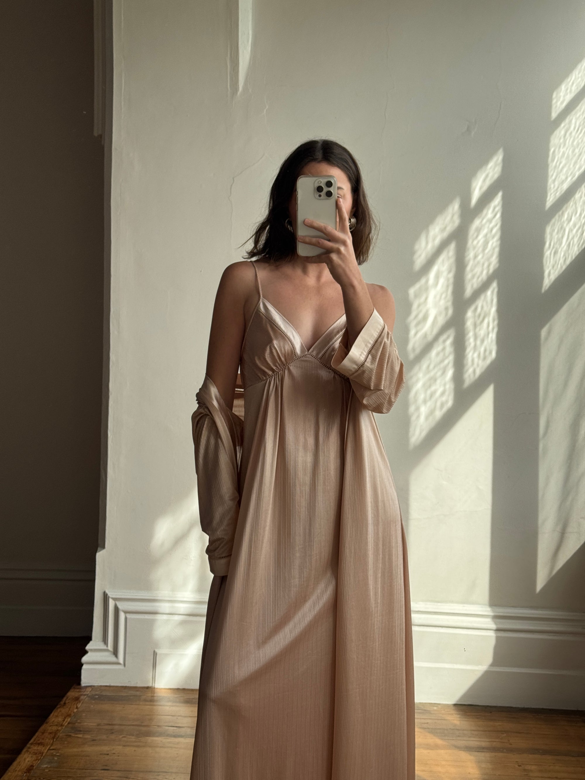 Vintage 80s Champagne Peach Robe and Slip Set