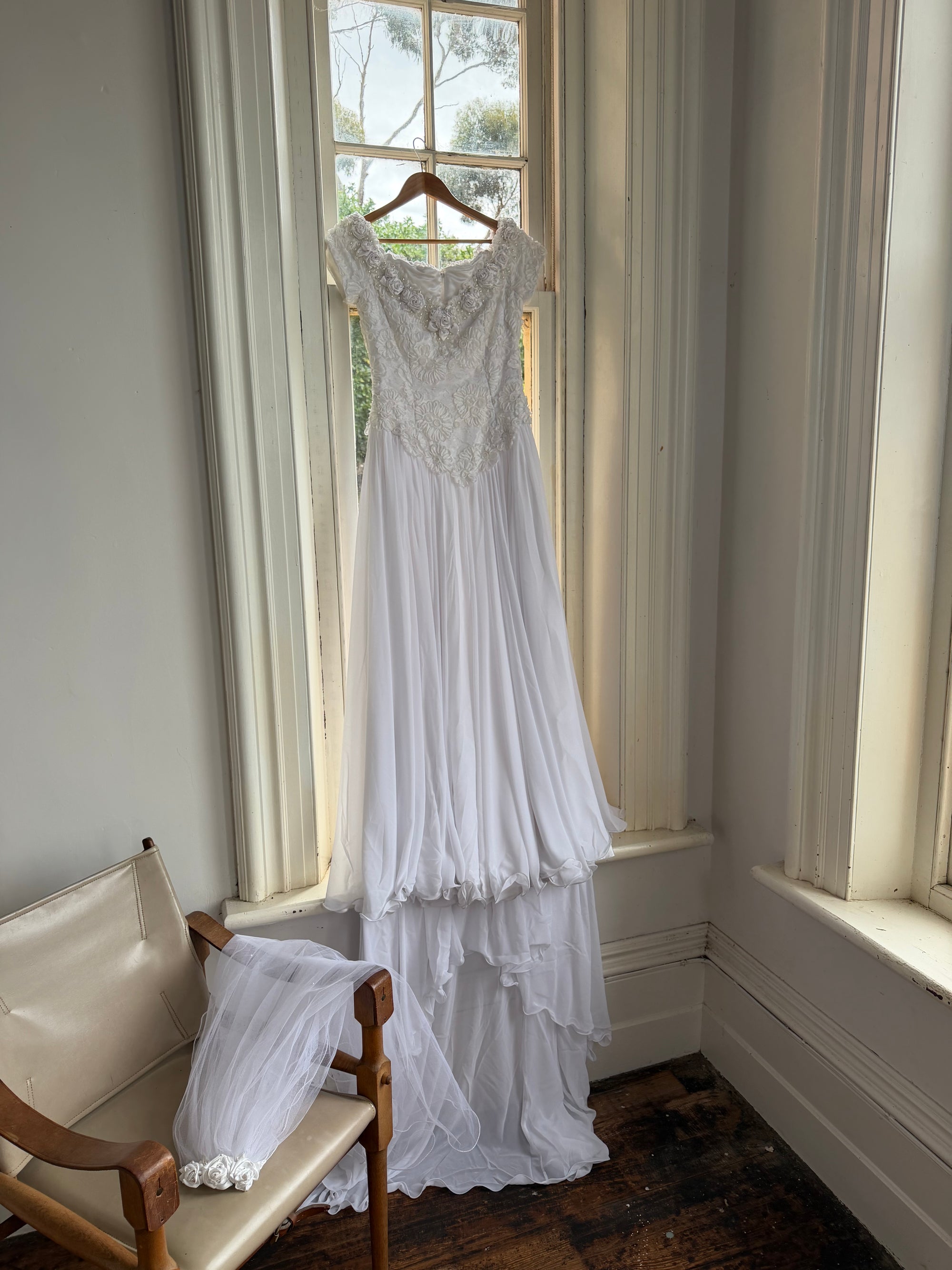 Vintage 80s 3D Floral Off Shoulder Bridal Gown and Veil