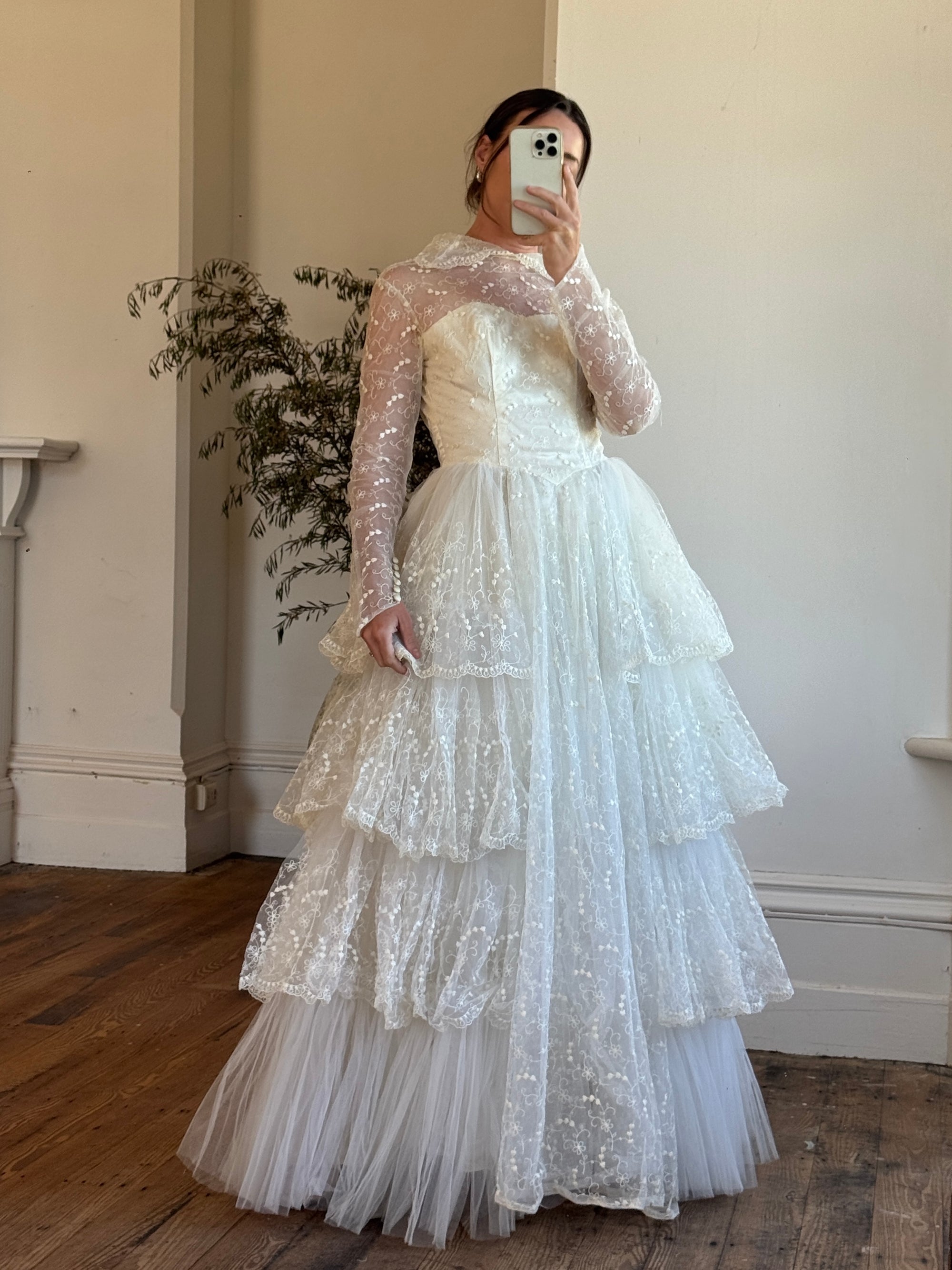 Vintage 70s Tiered Lace and Tulle Long Sleeved Wedding Gown