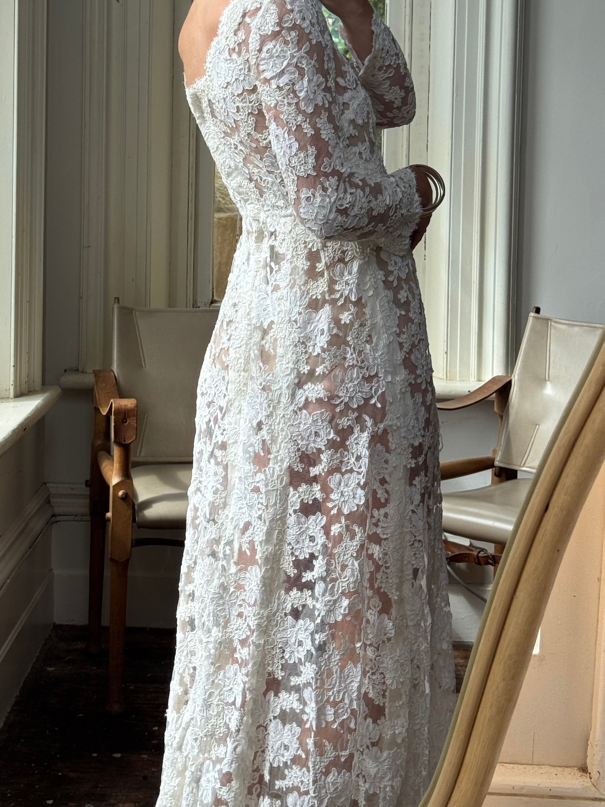 Vintage 60s Guipure Lace Long Sleeve Wedding Gown with Train
