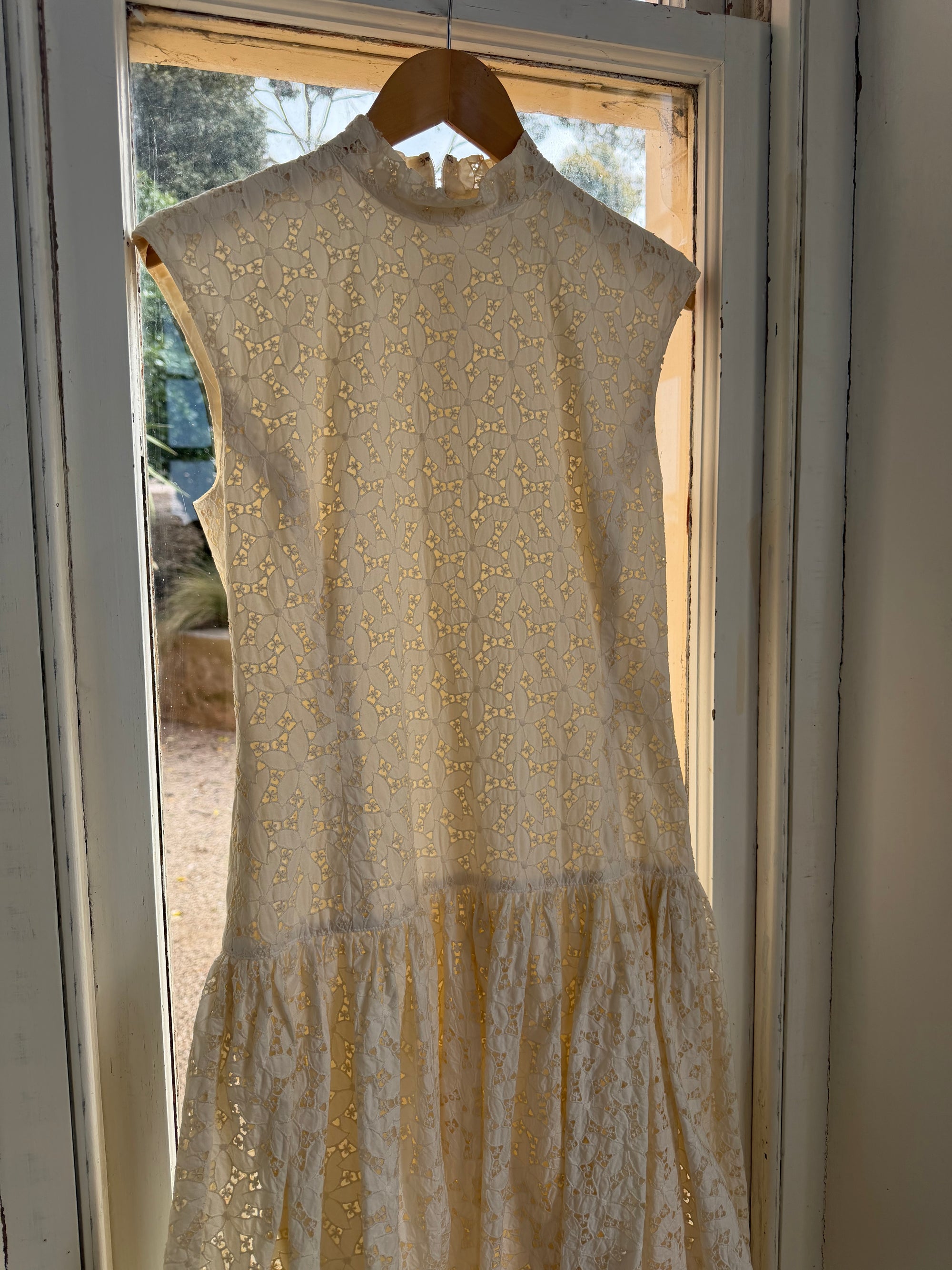 Vintage 90s Cream Broderie Anglaise Bubble Mini Dress
