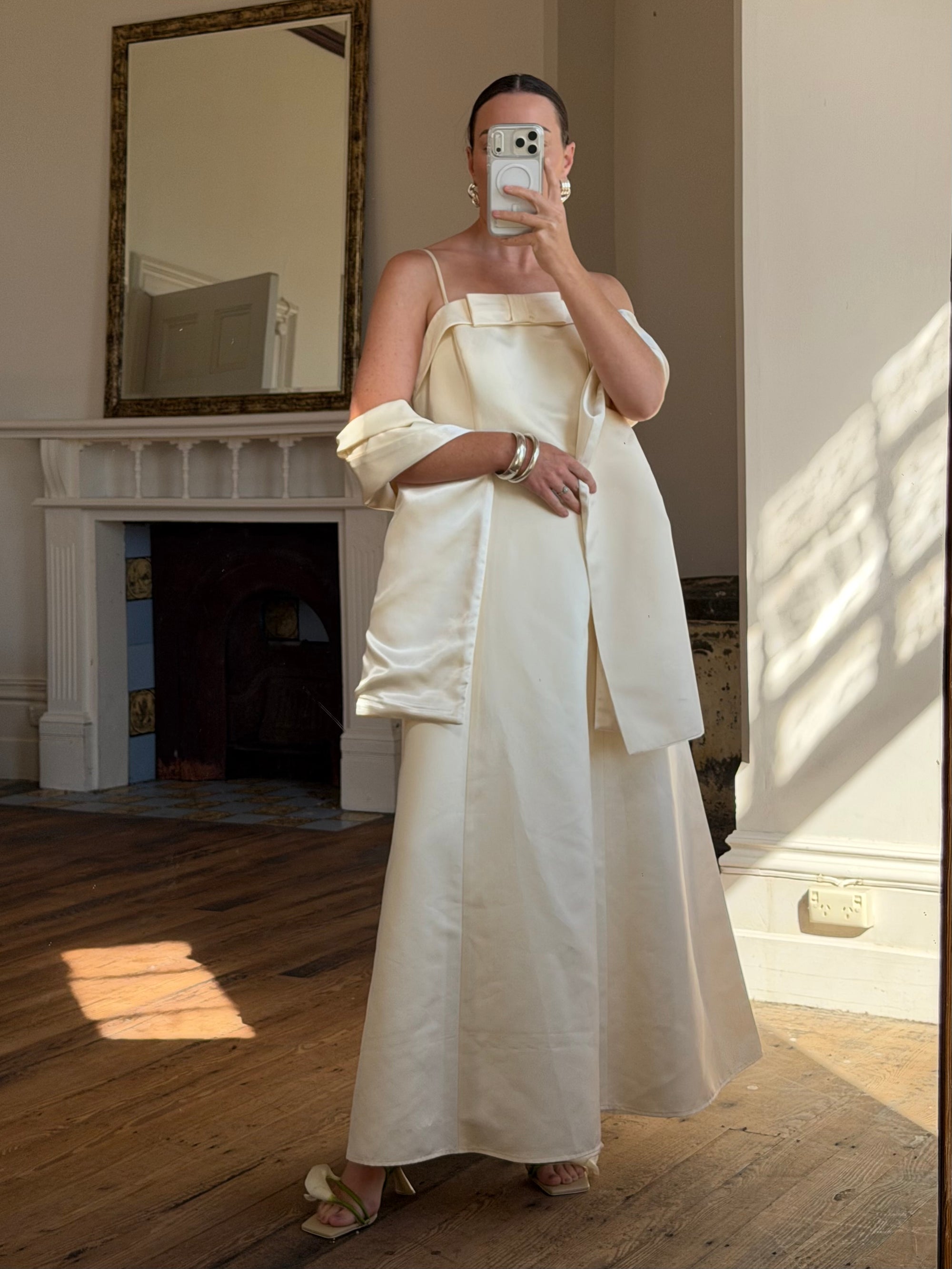 Vintage 90s Plus Size Satin Minimal Bow Wedding Dress and Sash