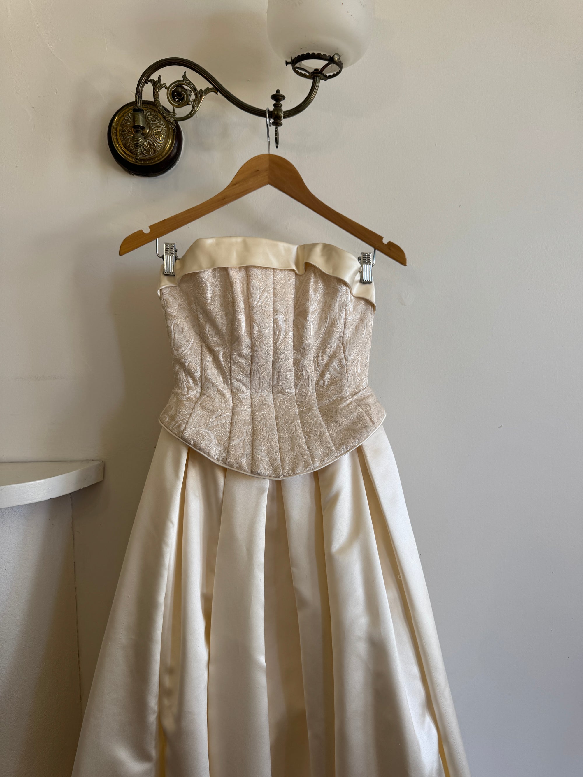 Vintage 90s Princess Brocade Champagne Wedding Gown