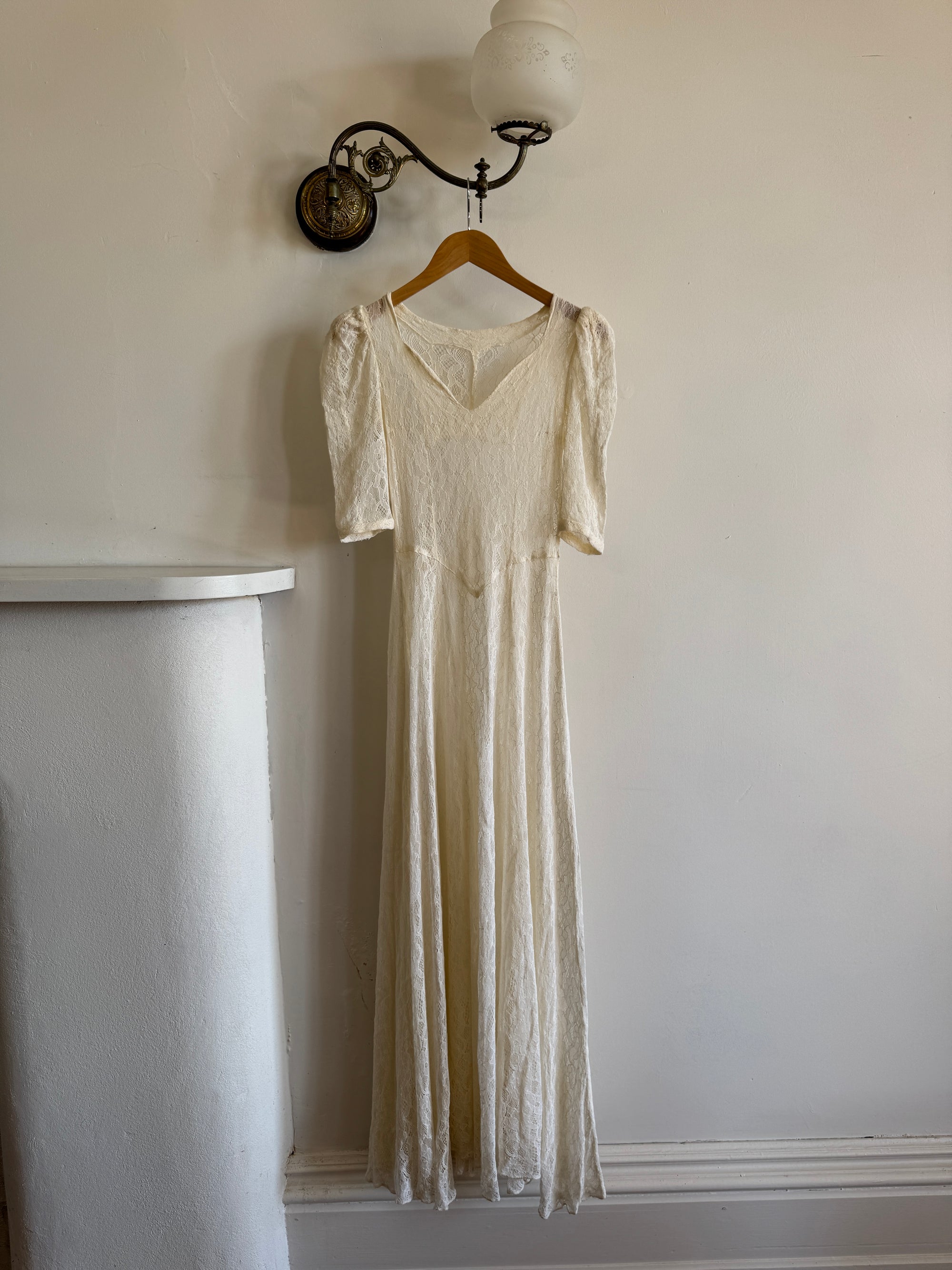 Vintage 30s Bias Cut Lace Wedding Dress Creme