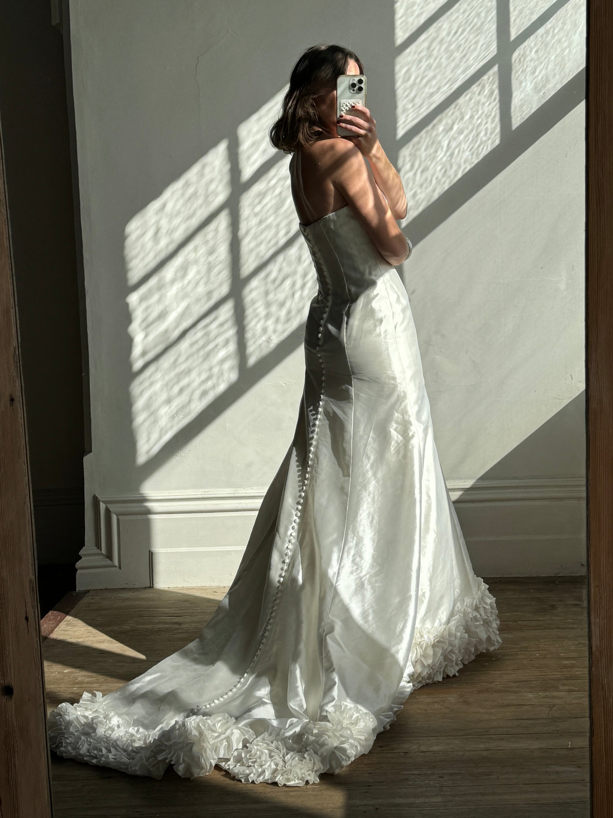 Vintage Y2K Strapless Satin Wedding Gown with Ruffled Train