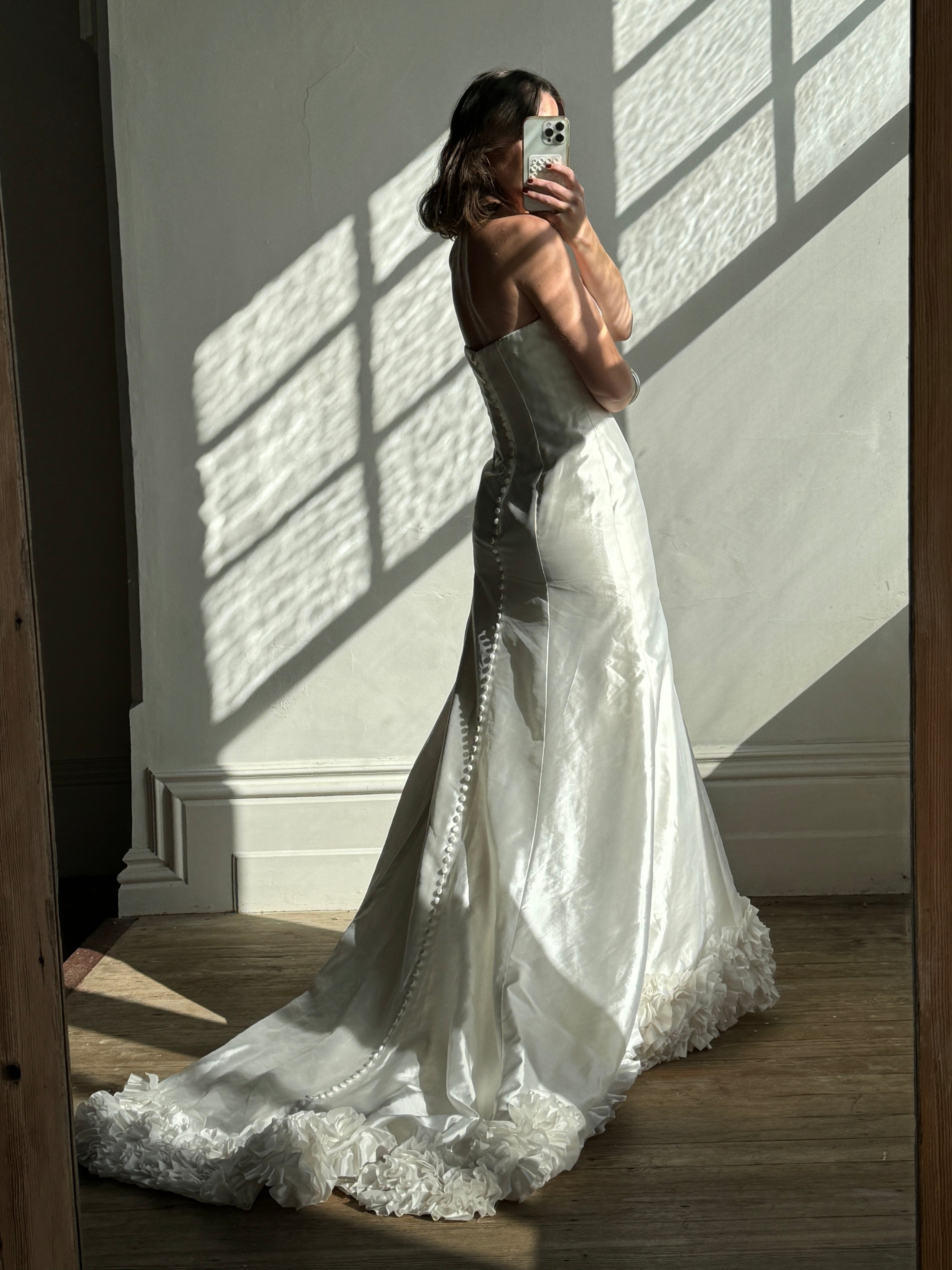 Vintage Y2K Strapless Satin Wedding Gown with Ruffled Train