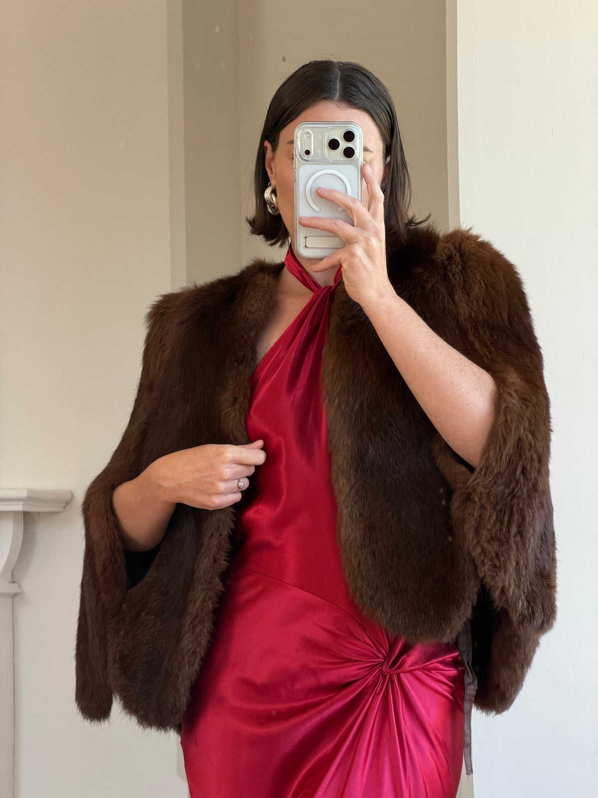 Vintage 60s Chocolate Brown Fur Scalloped Caplet