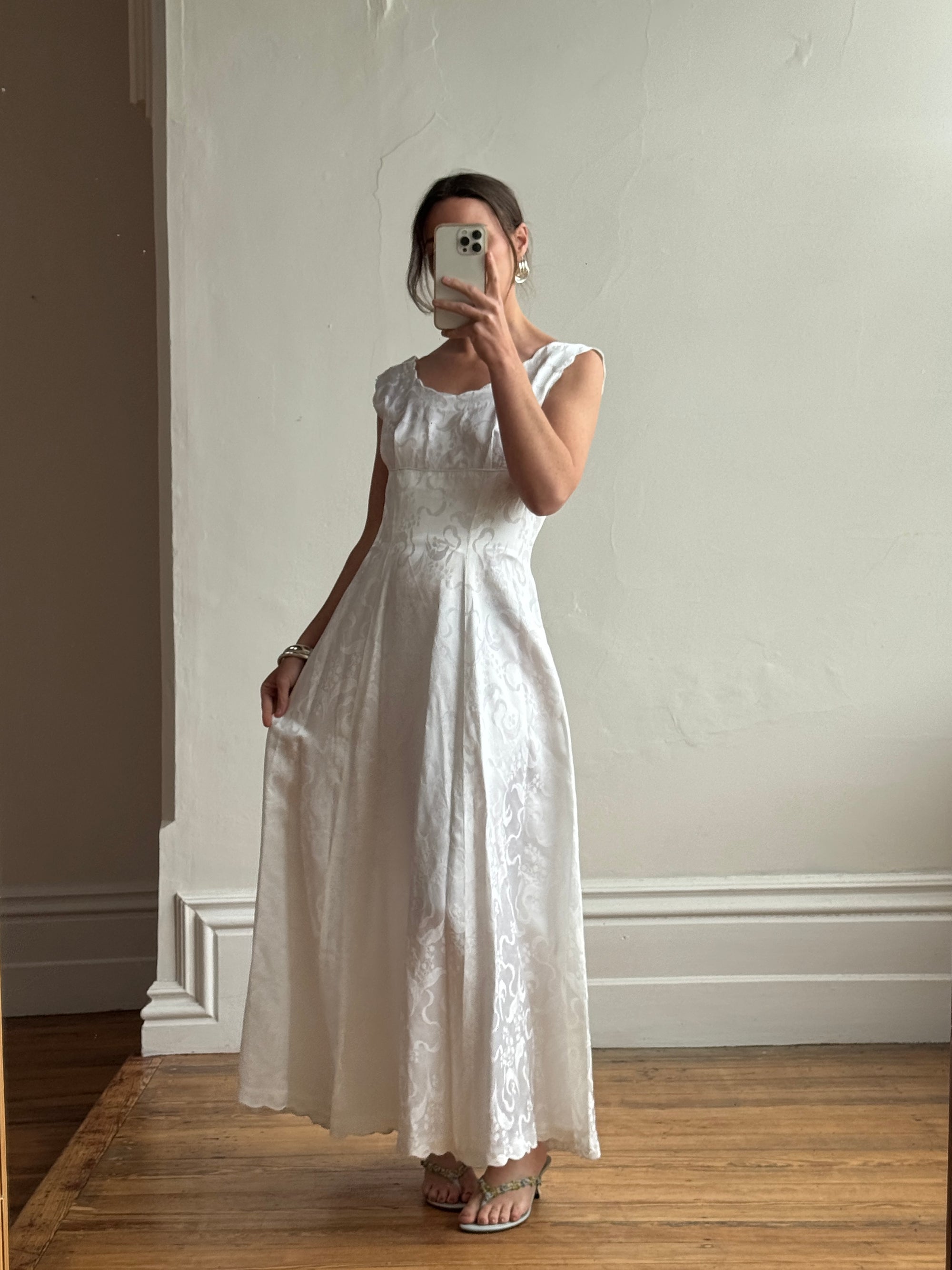 Vintage 50s Satin Jacquard Scalloped Bridal Dress