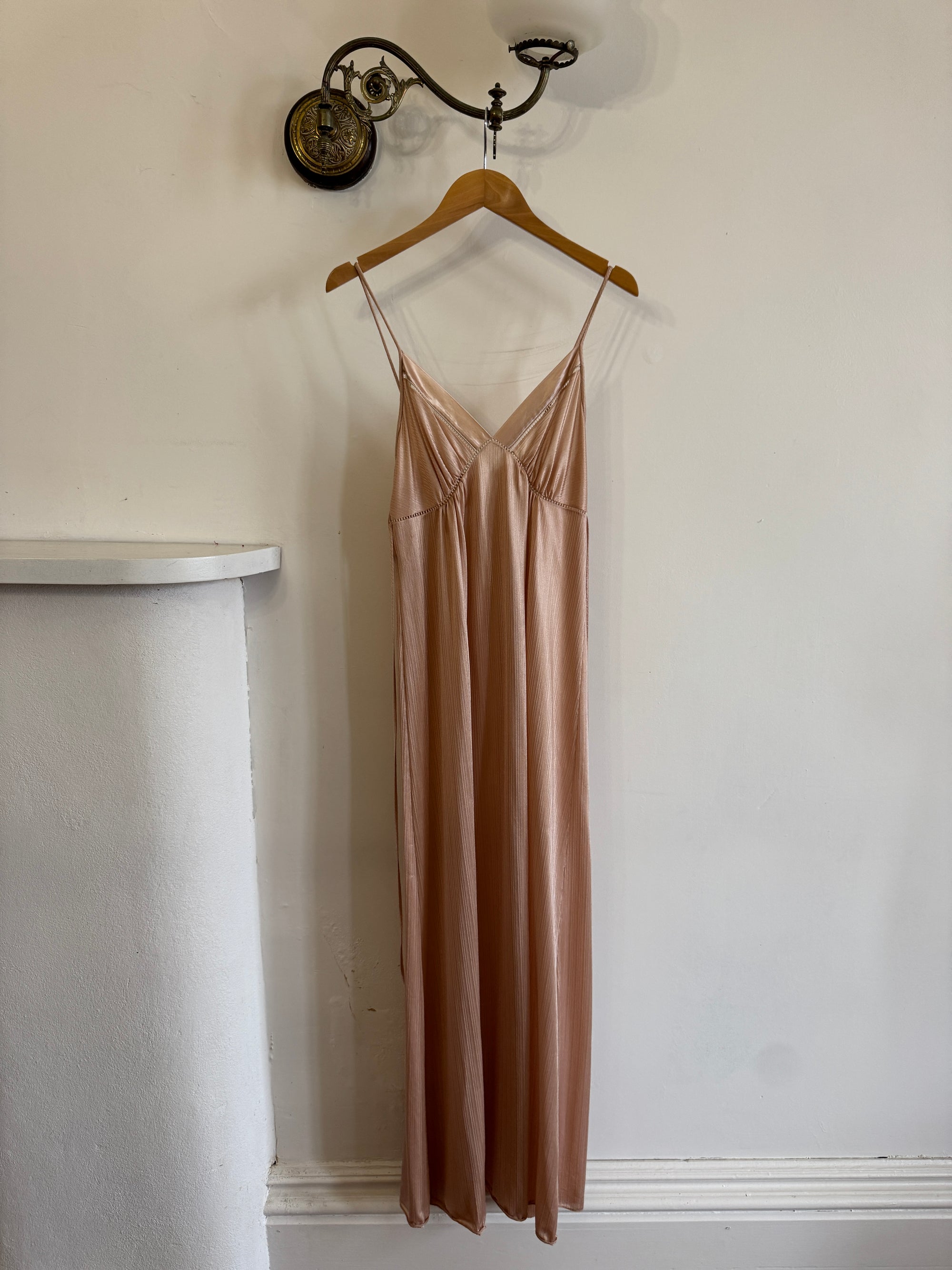 Vintage 80s Champagne Peach Robe and Slip Set