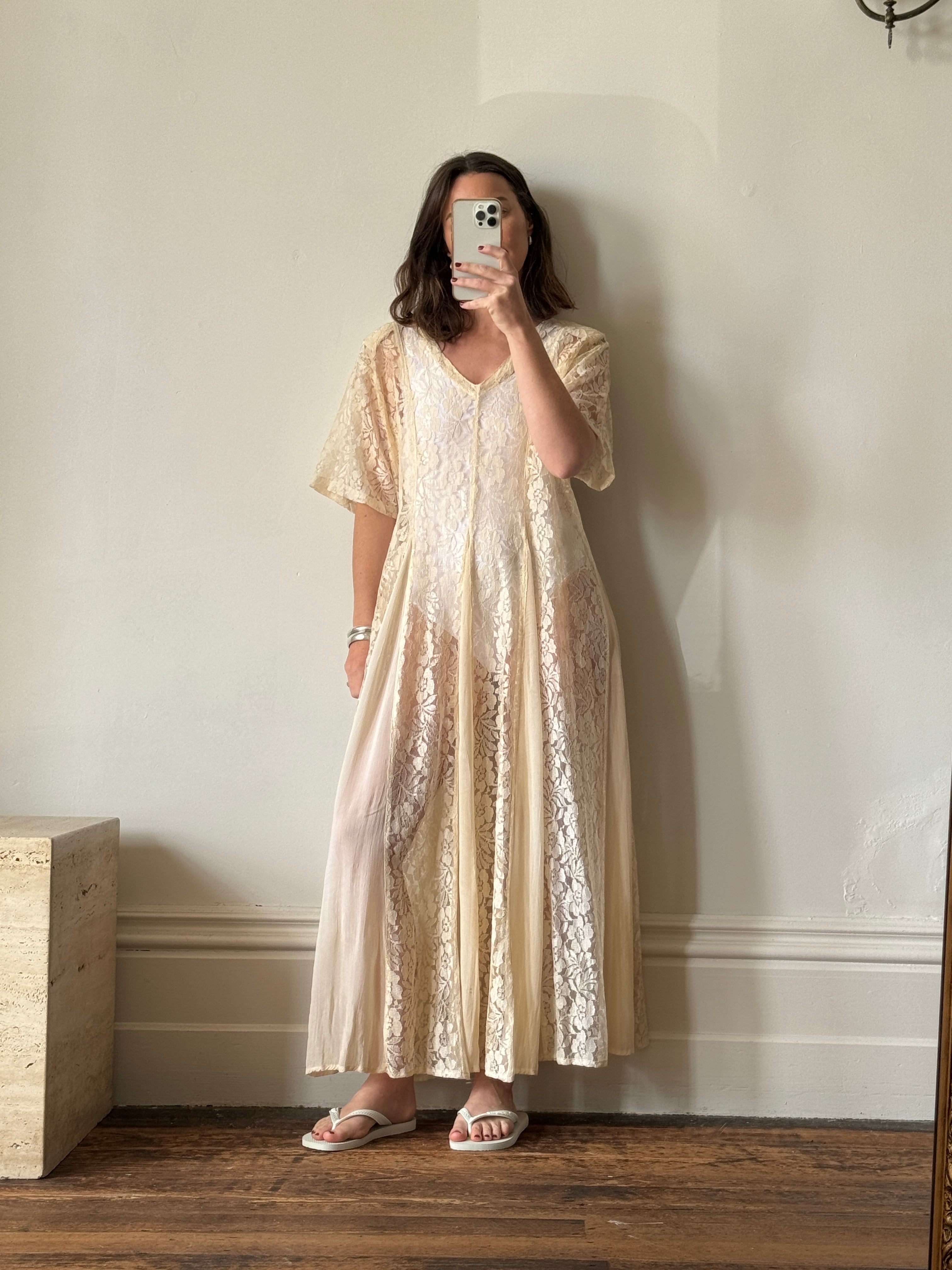 Vintage 80s Creme Pleated Lace Tee Dress