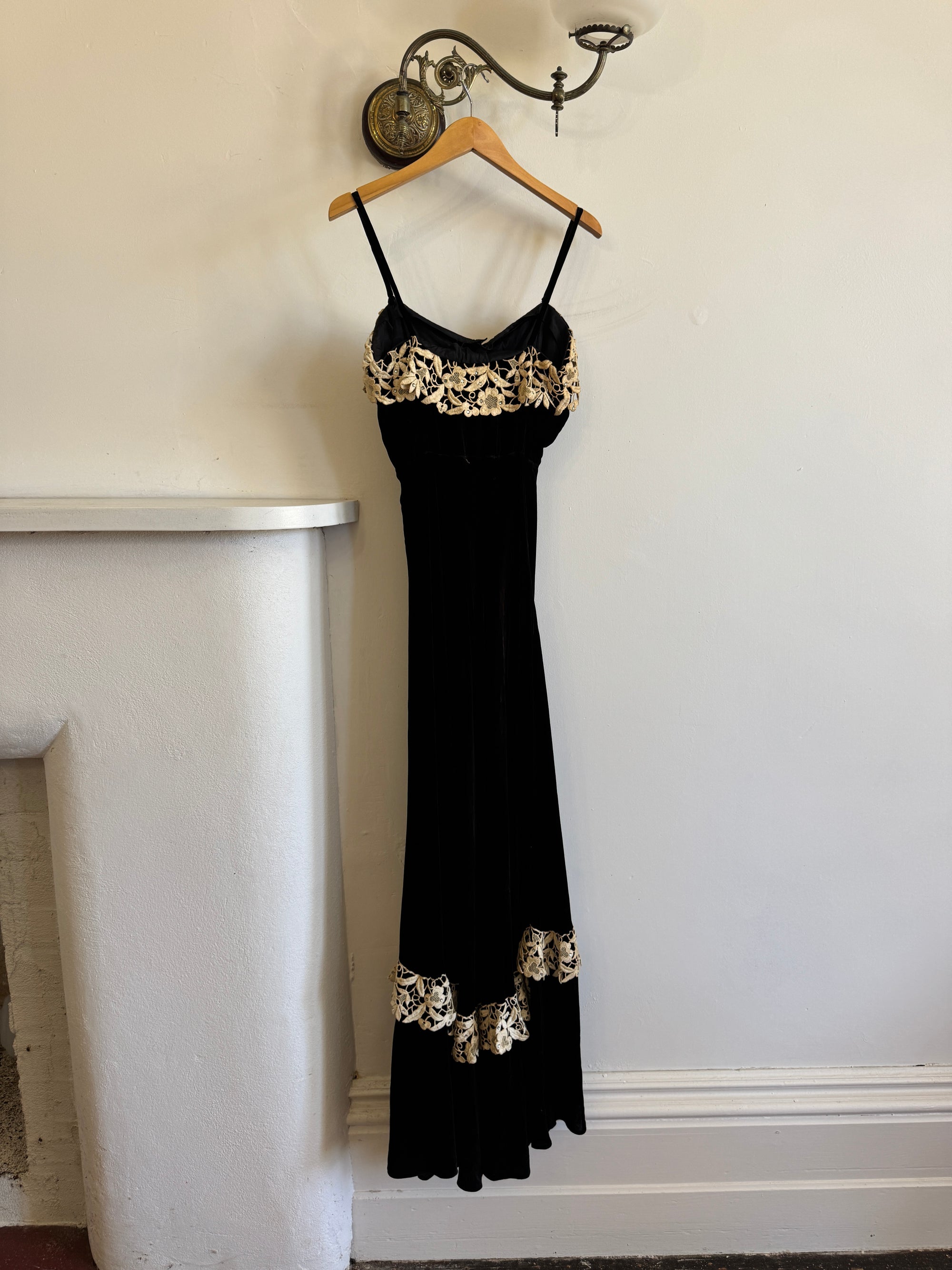 Vintage 40s Velvet Bias Strappy Dress with Lace Trim Noir
