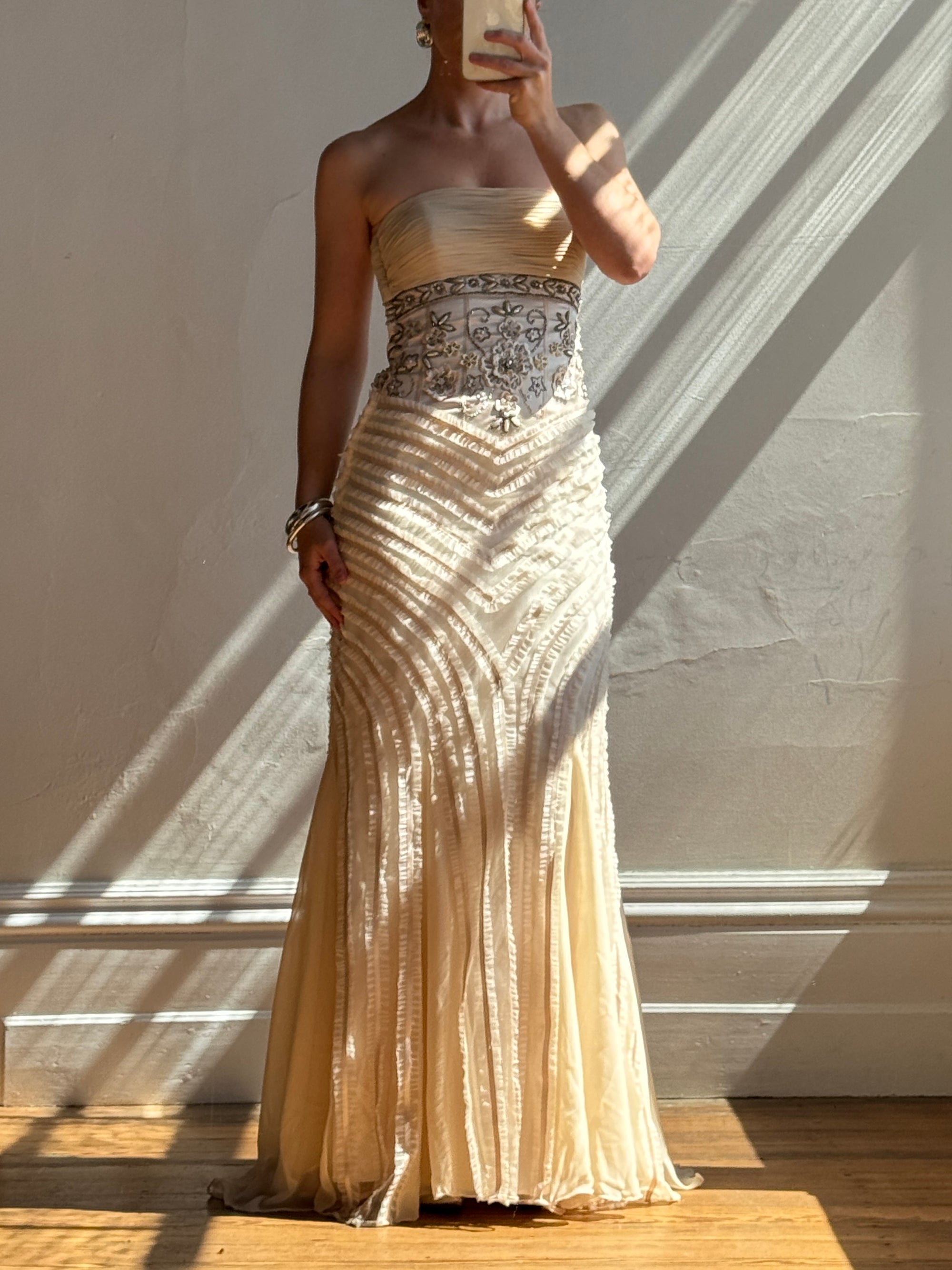 Vintage 90s Embroidered Waist Strapless Wedding Dress Creme