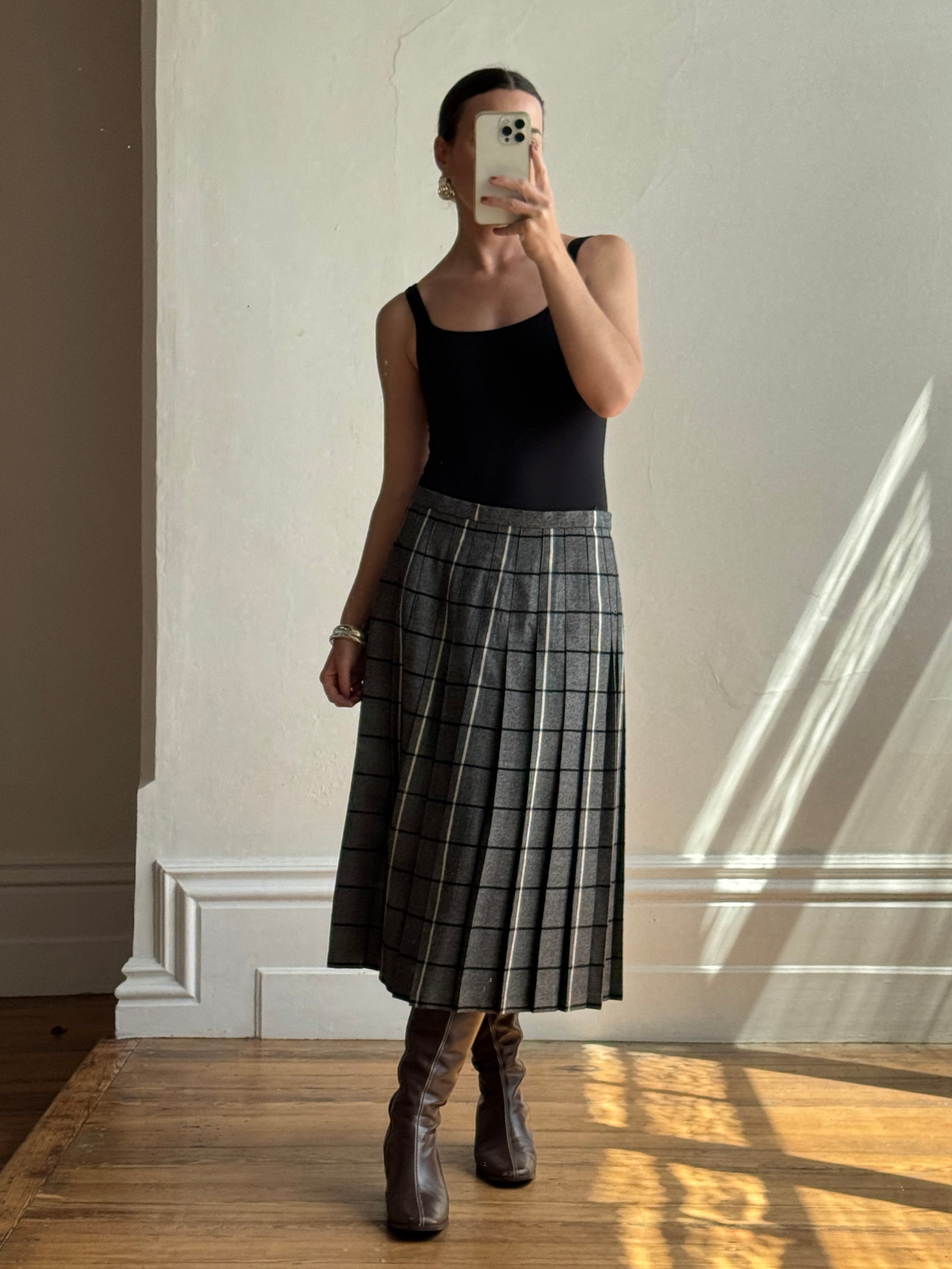 Vintage Scottish Wool Grey Plaid Pleated Midi Skirt