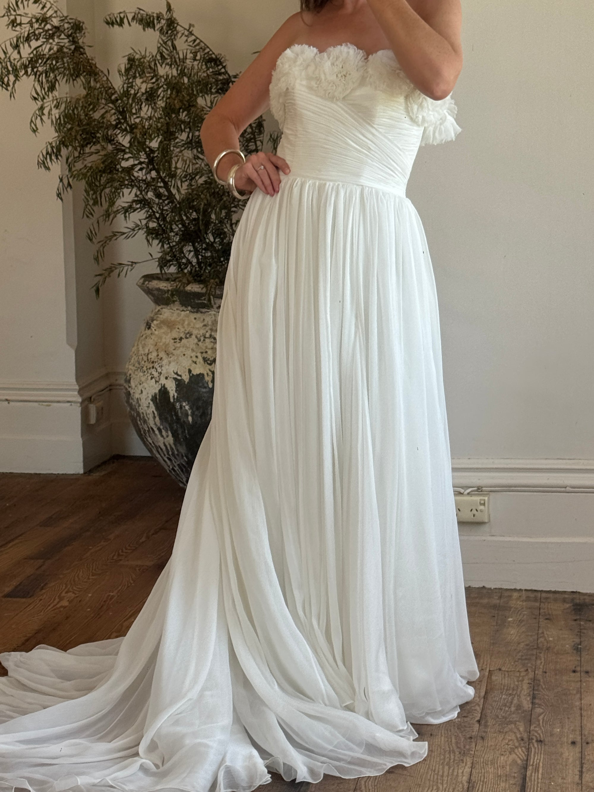 Vintage Y2K Cupcake Strapless Chiffon Wedding Gown