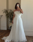 Vintage Y2K Cupcake Strapless Chiffon Wedding Gown