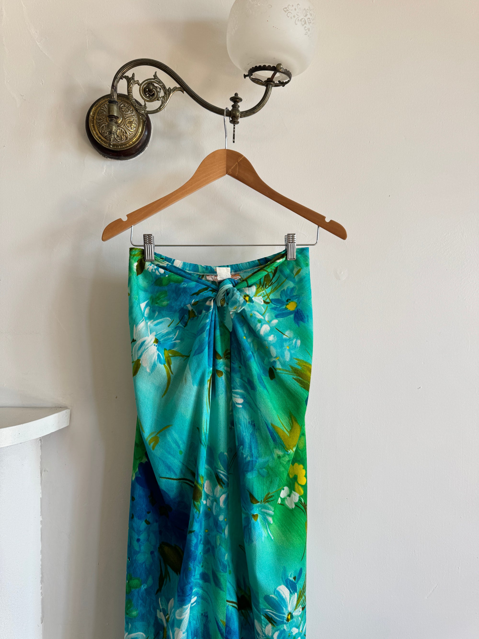 Vintage 70s Hawaiian Sarong Dress Watercolour Floral