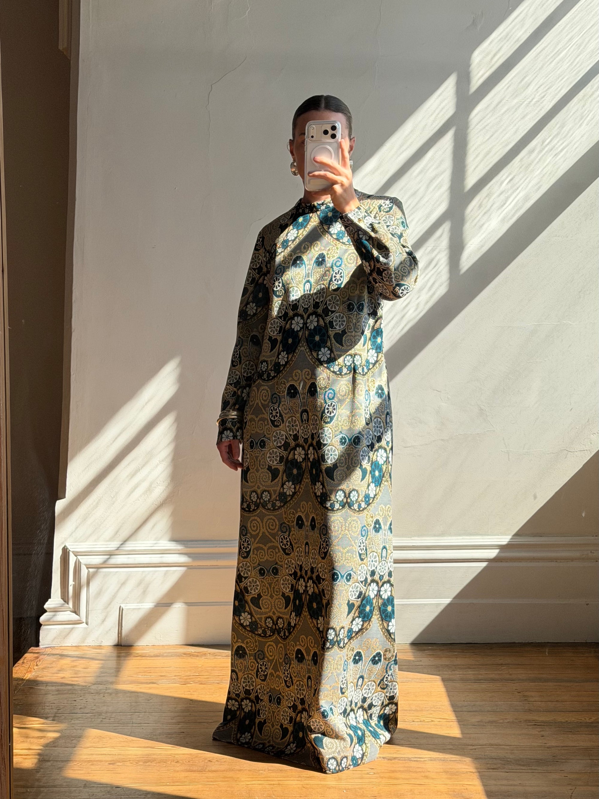 Vintage 70s Paisley Tapestry Long Sleeved Maxi Dress Blue