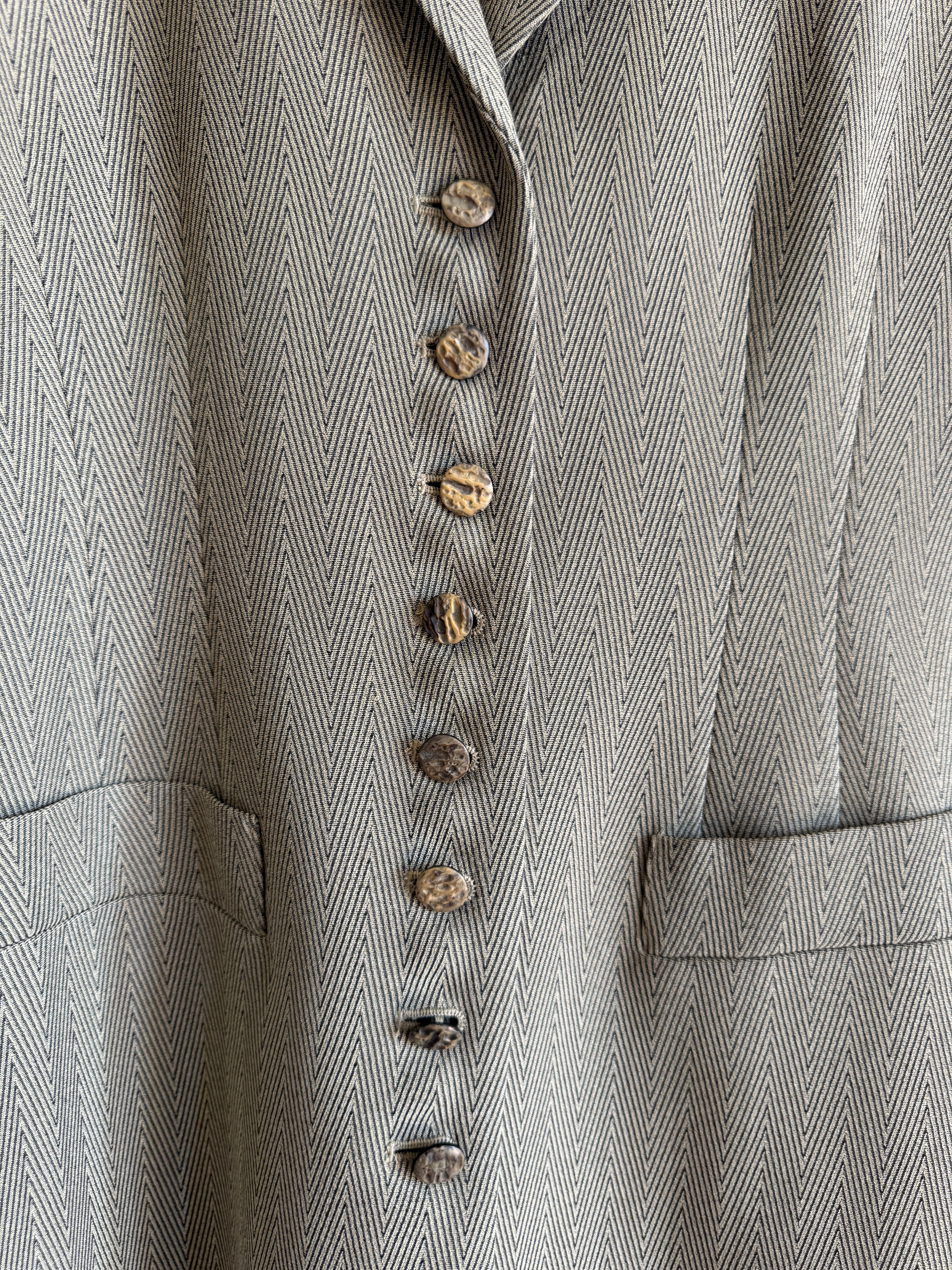 Vintage 90s Estate Olive Herringbone Wool Tailored Blazer