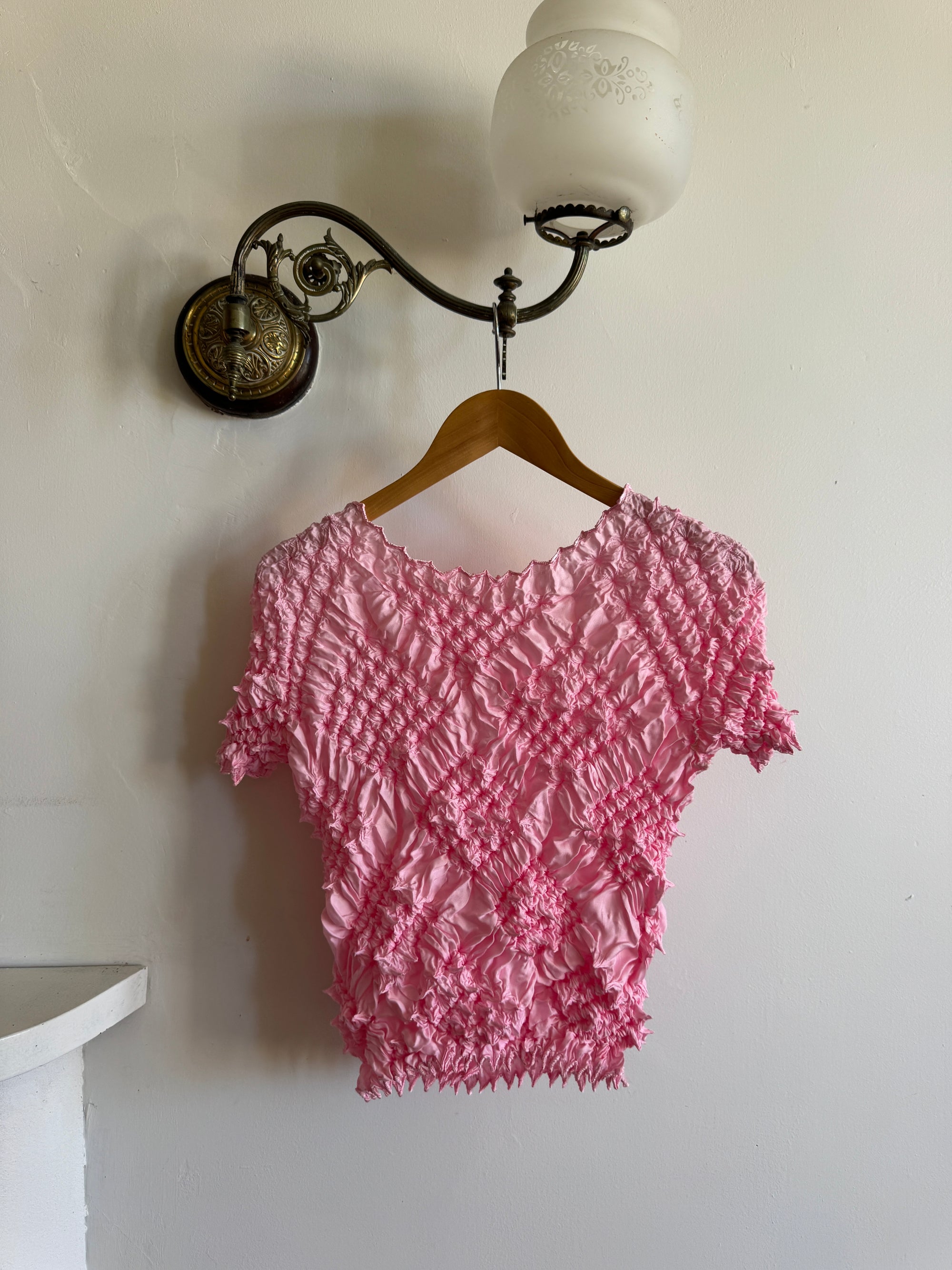 Vintages 90s Crinkle Stretch Top Candy Pink