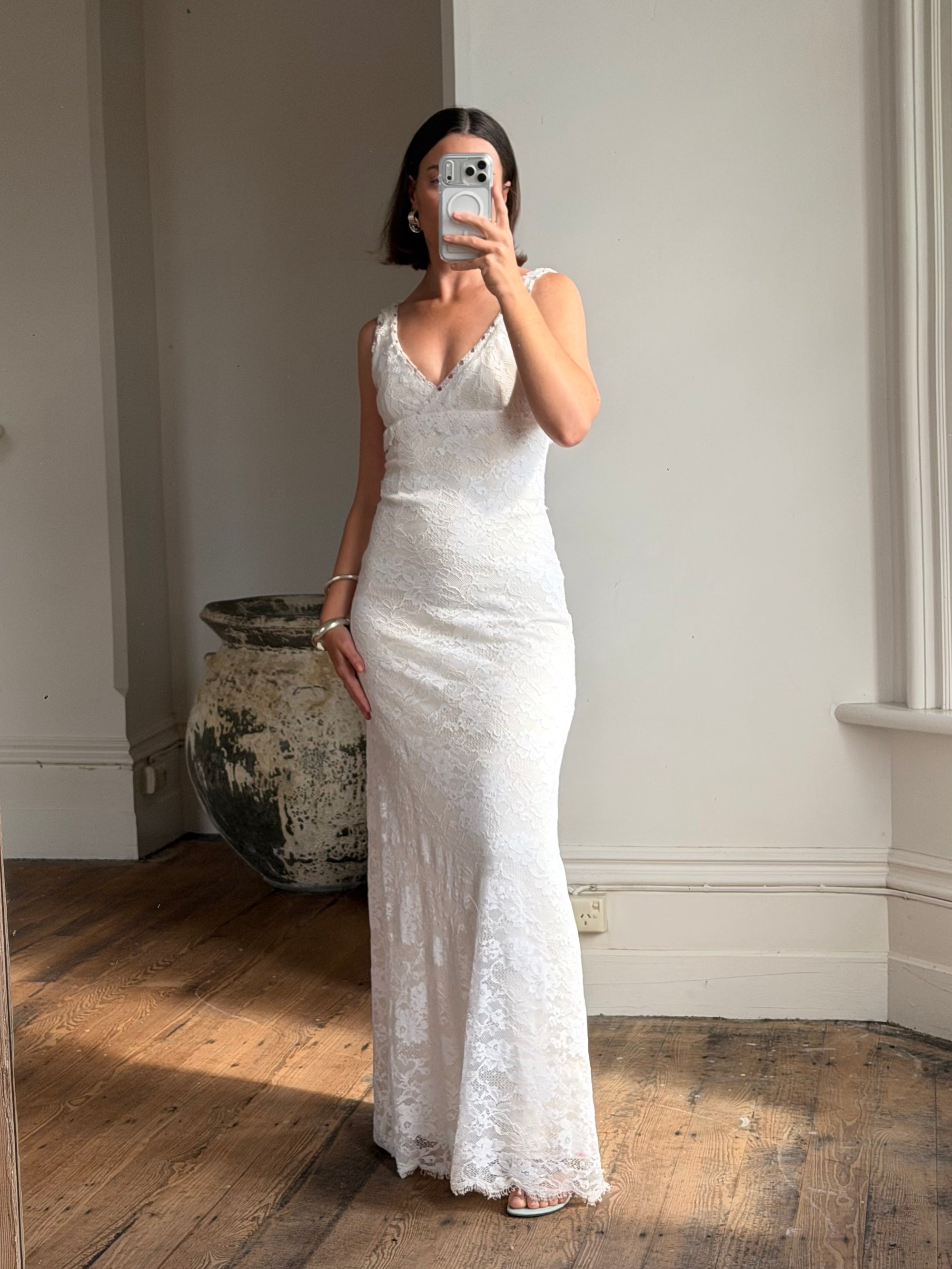 Vintage Y2K Collette Dinnigan Lace Wedding Dress Call Me The Breeze Vintage Y2K Collette Dinnigan Lace Wedding Dress Call Me The Breeze