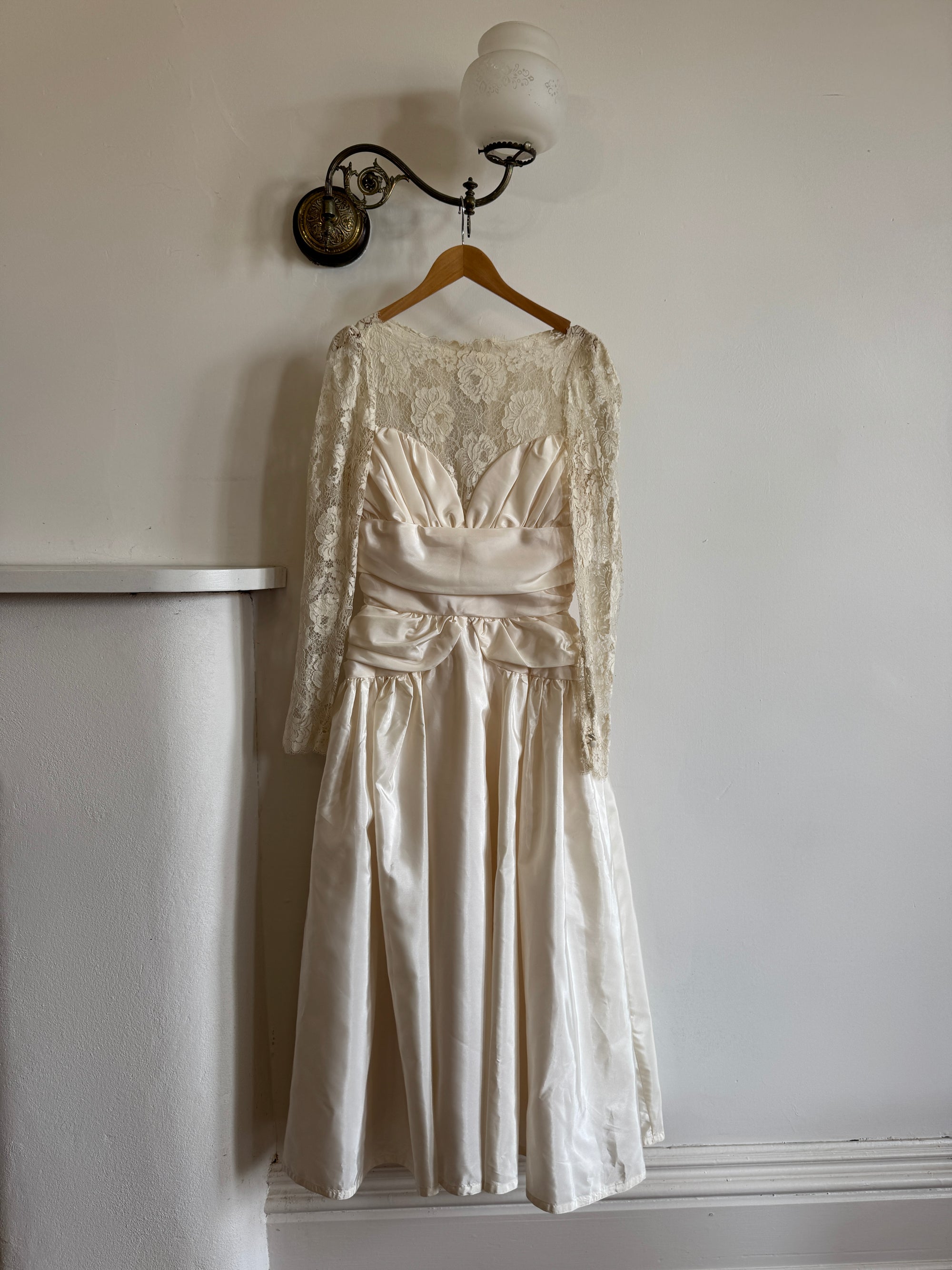 Vintage 80s Creme Taffeta Lace Midi Dress