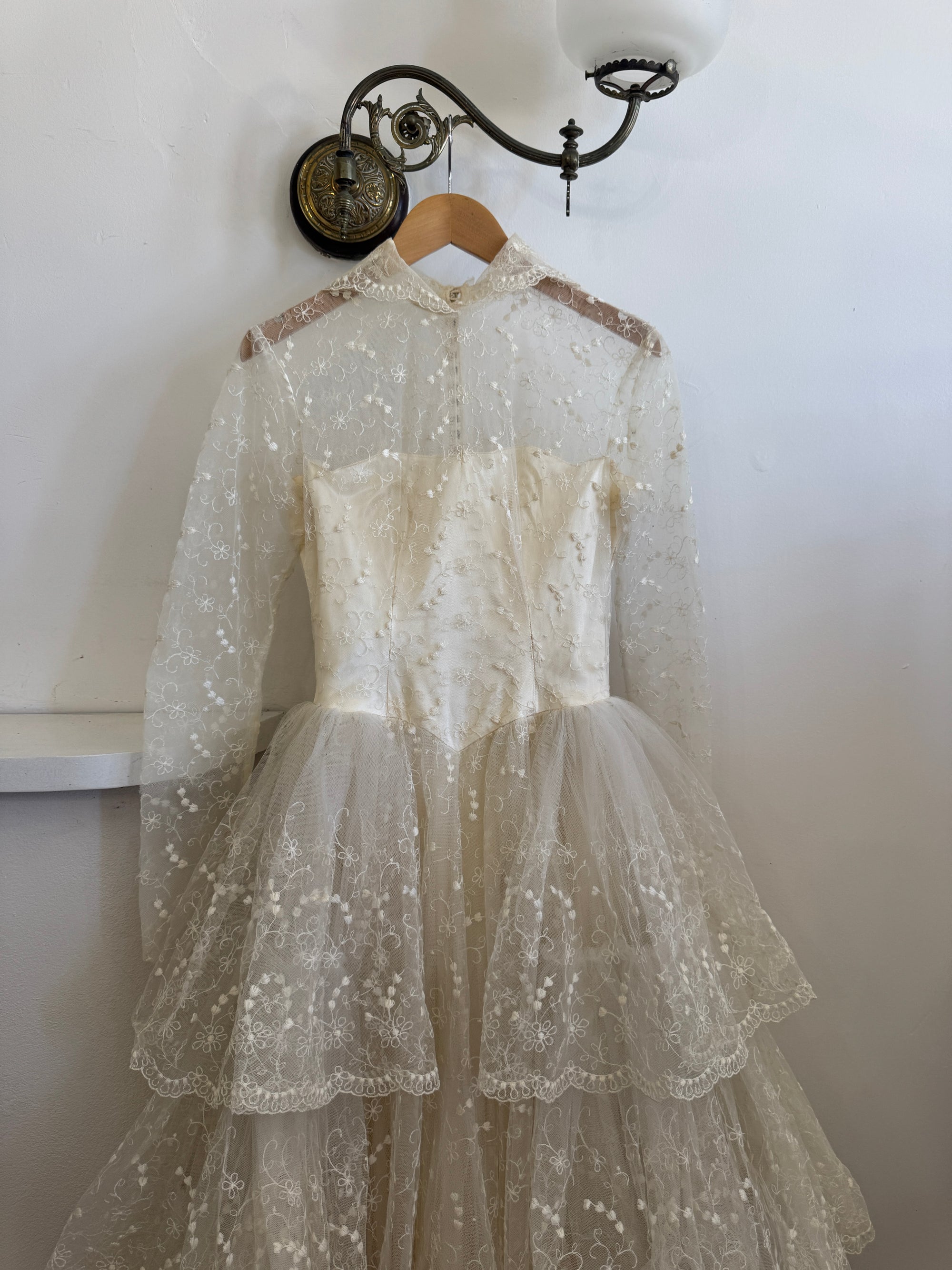 Vintage 70s Tiered Lace and Tulle Long Sleeved Wedding Gown