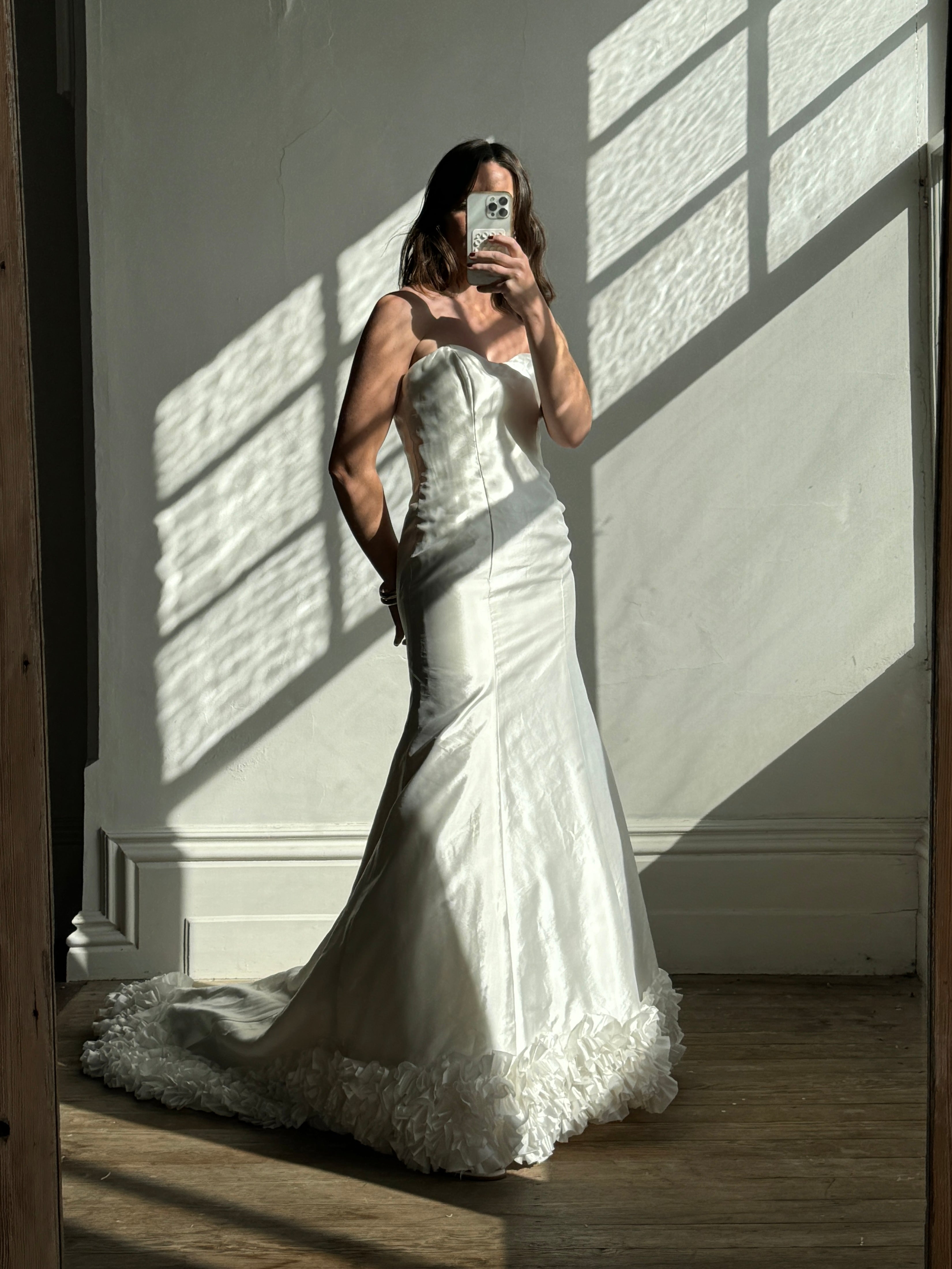 Vintage Y2K Strapless Satin Wedding Gown with Ruffled Train