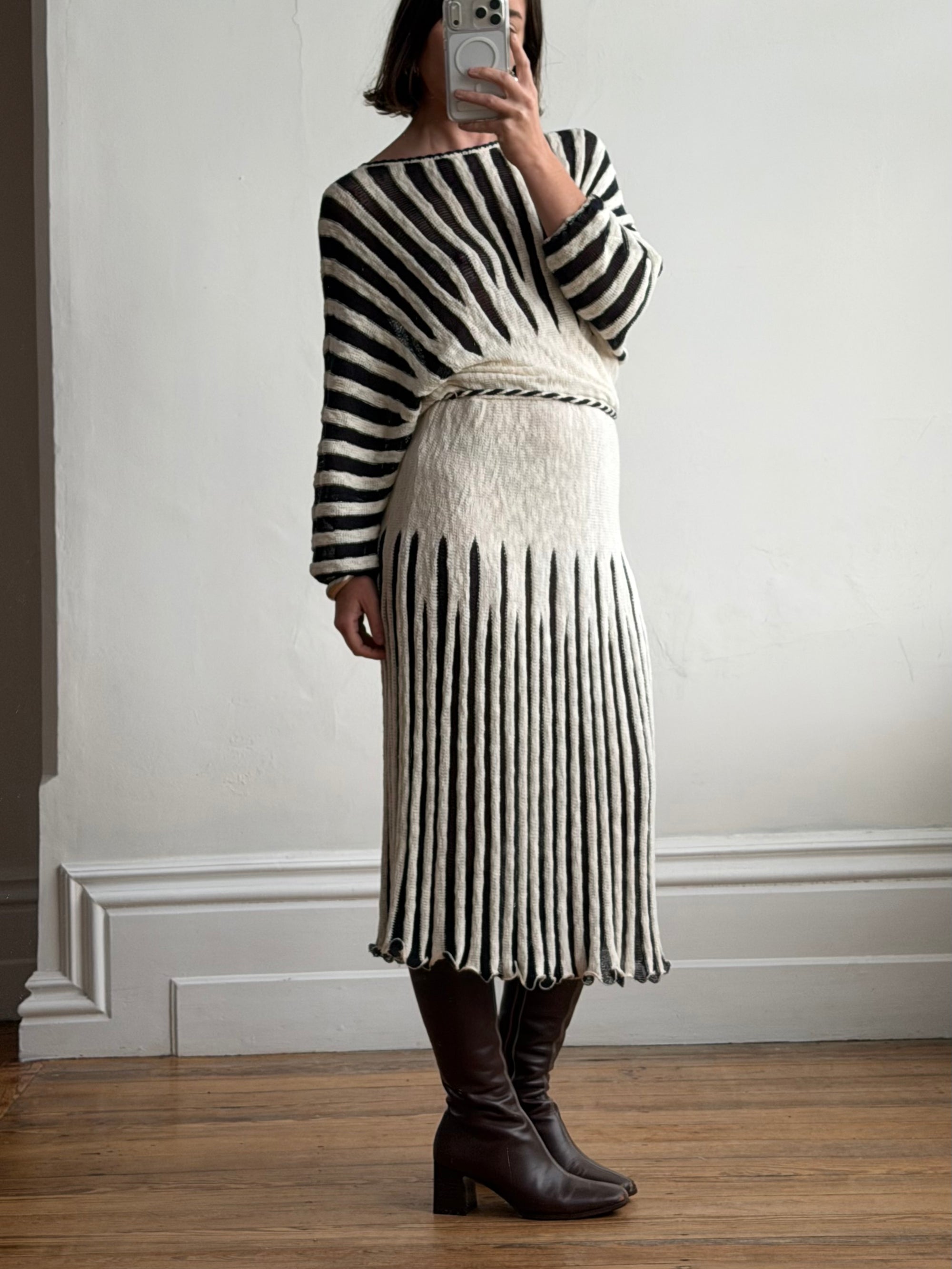Vintage 70s Knit Batwing Midi Dress Black and Cream
