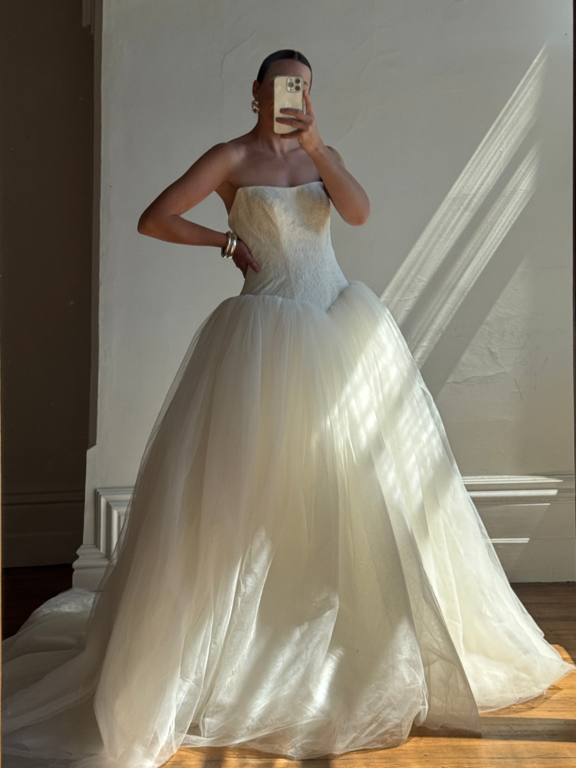 Vintage Y2K Vera Wang Princess Tulle Strapless Wedding Gown