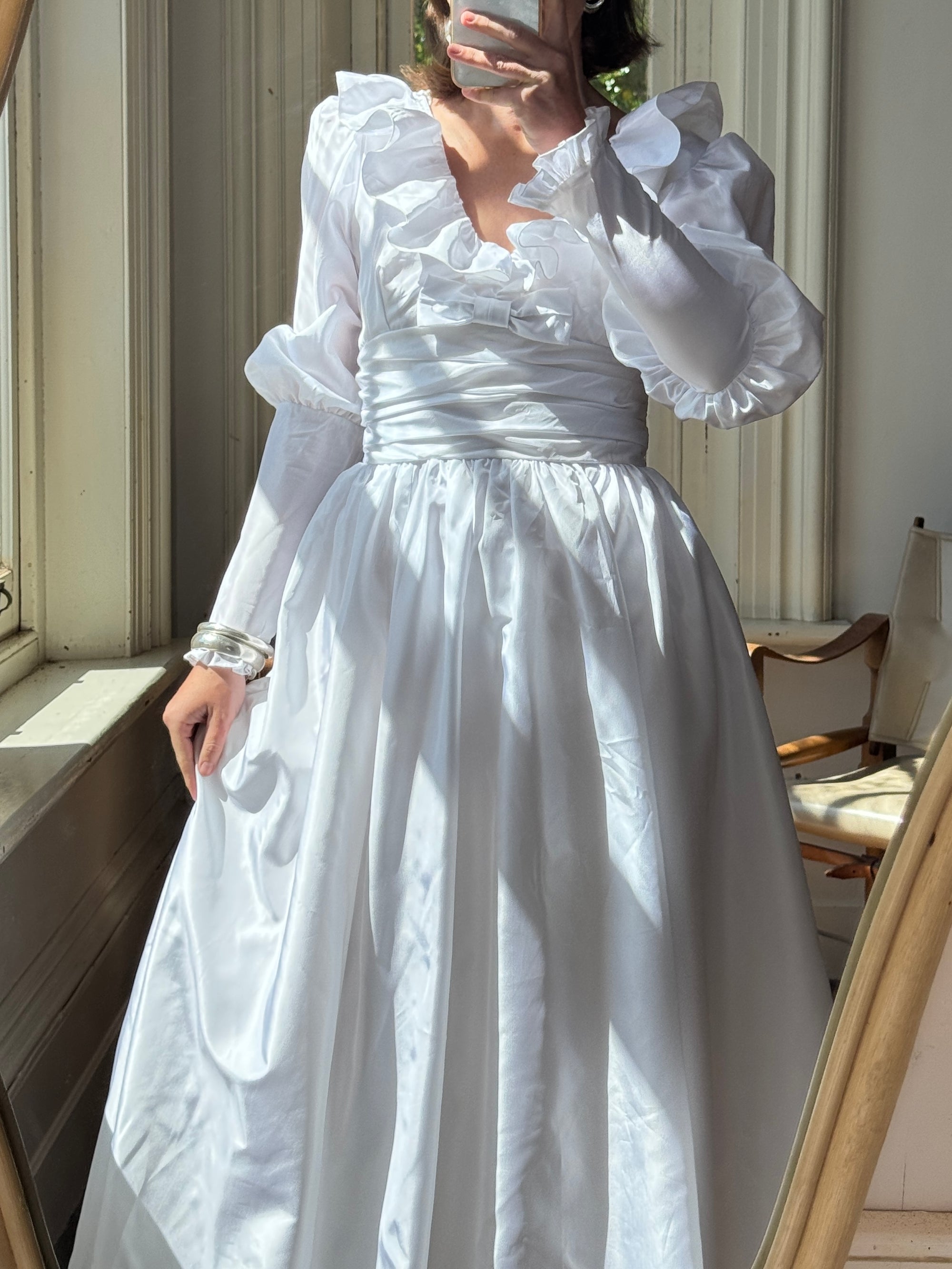 Vintage 70s Taffeta Frill Wedding Dress with Bow