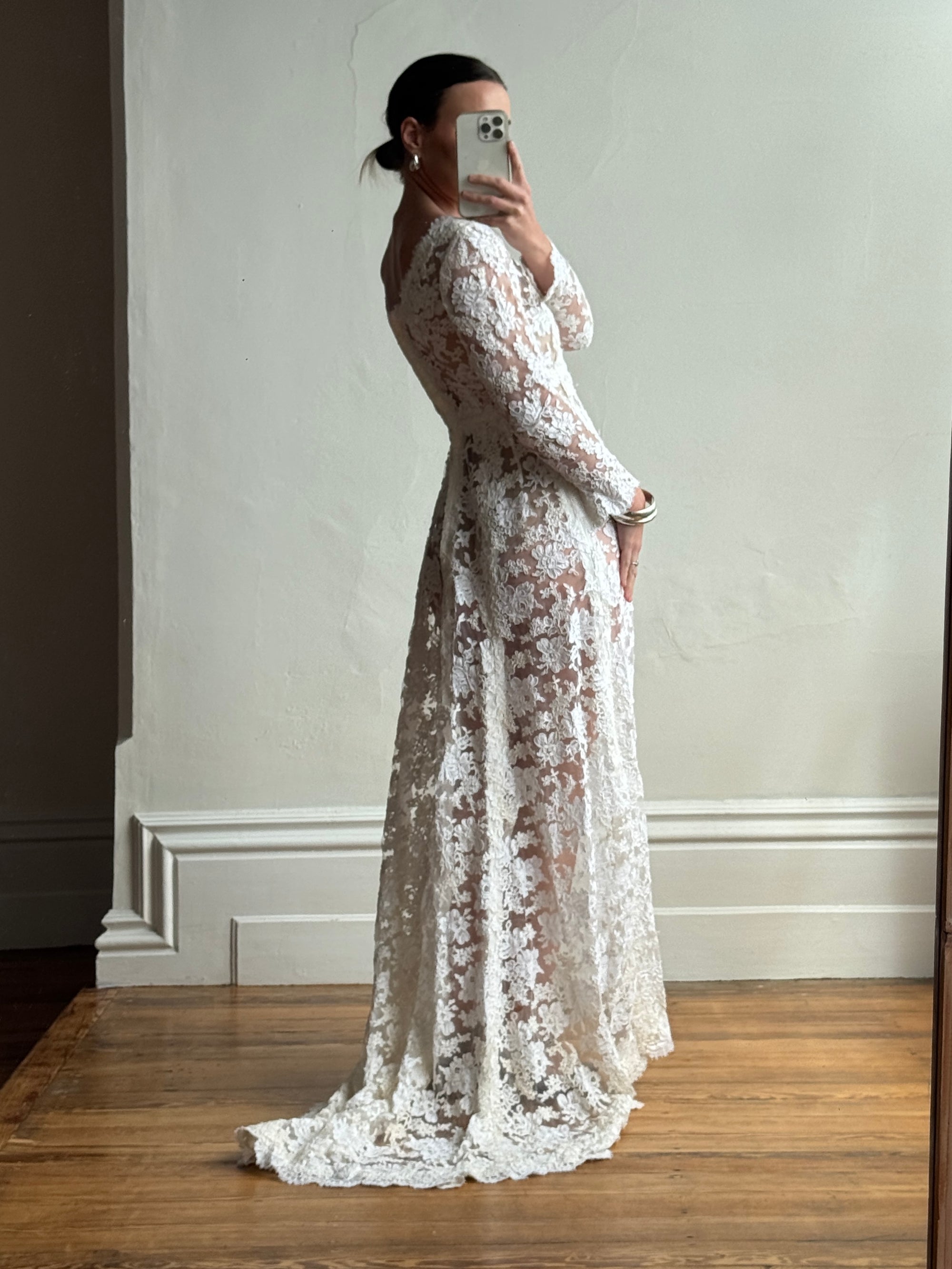 Vintage 60s Guipure Lace Long Sleeve Wedding Gown with Train Call Me The Breeze Vintage 60s Guipure Lace Long Sleeve Wedding Gown with Train Call Me The Breeze