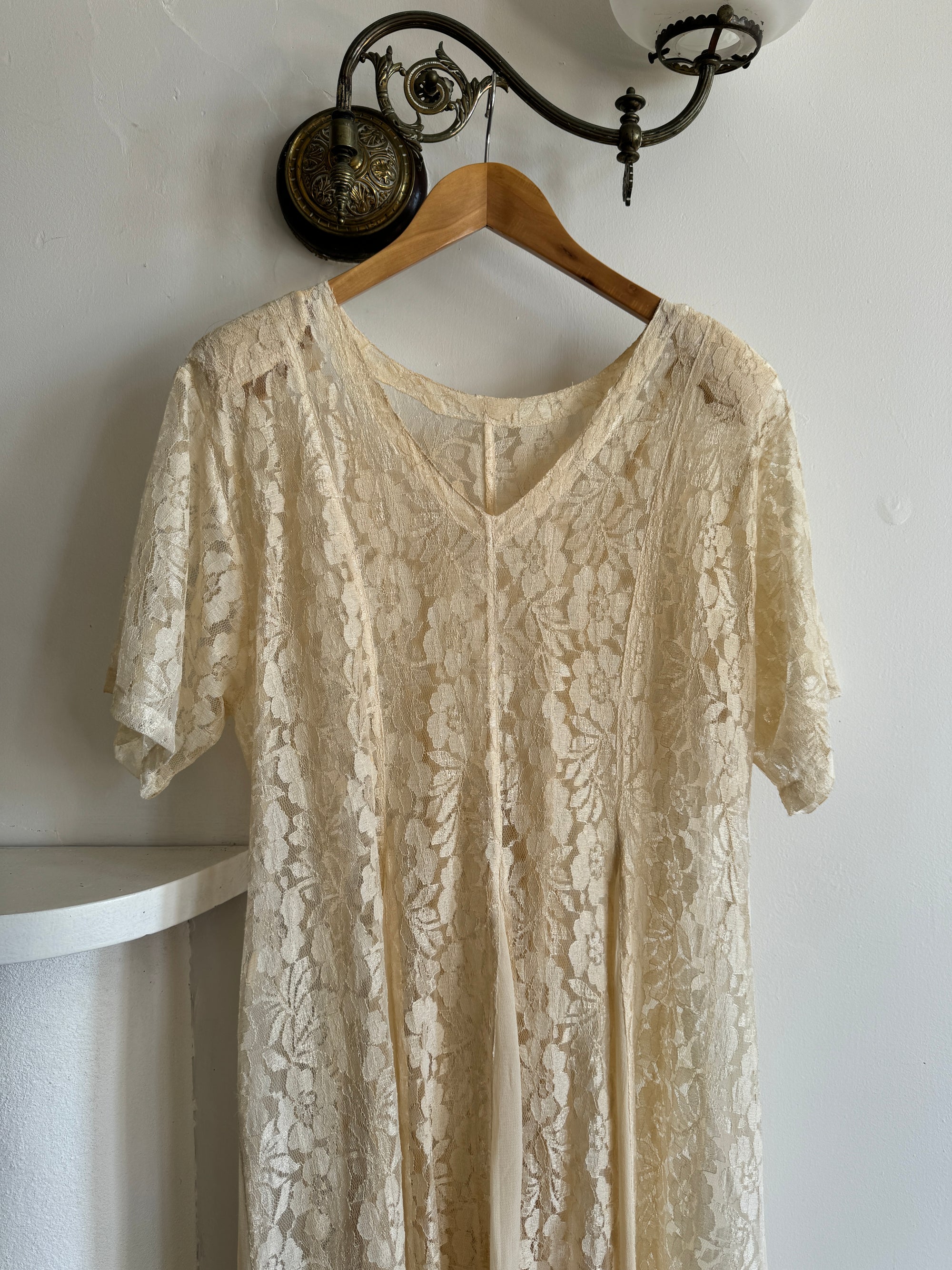 Vintage 80s Creme Pleated Lace Tee Dress