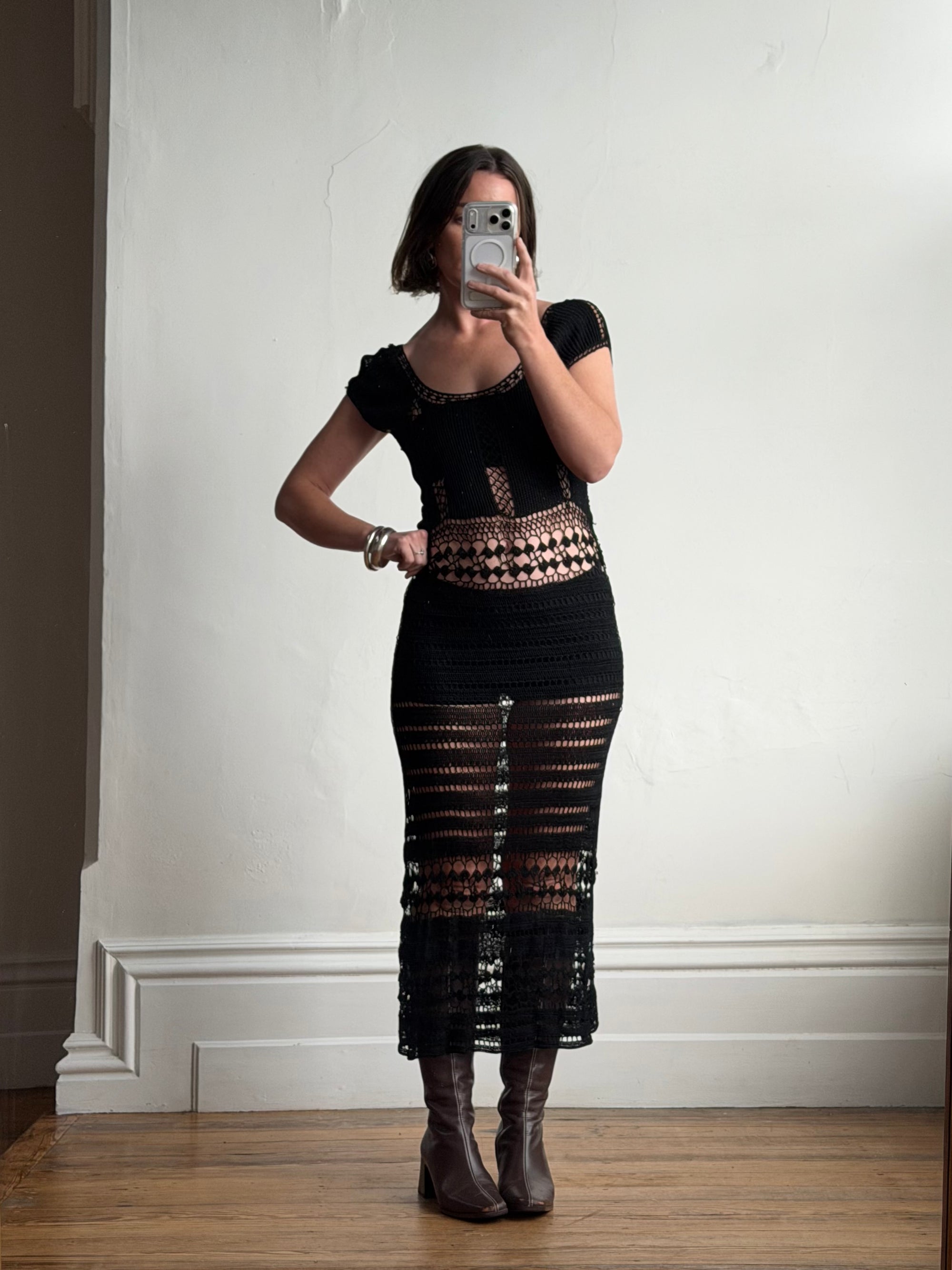 Vintage 70s Crochet Knit Cap Sleeve Midi Dress