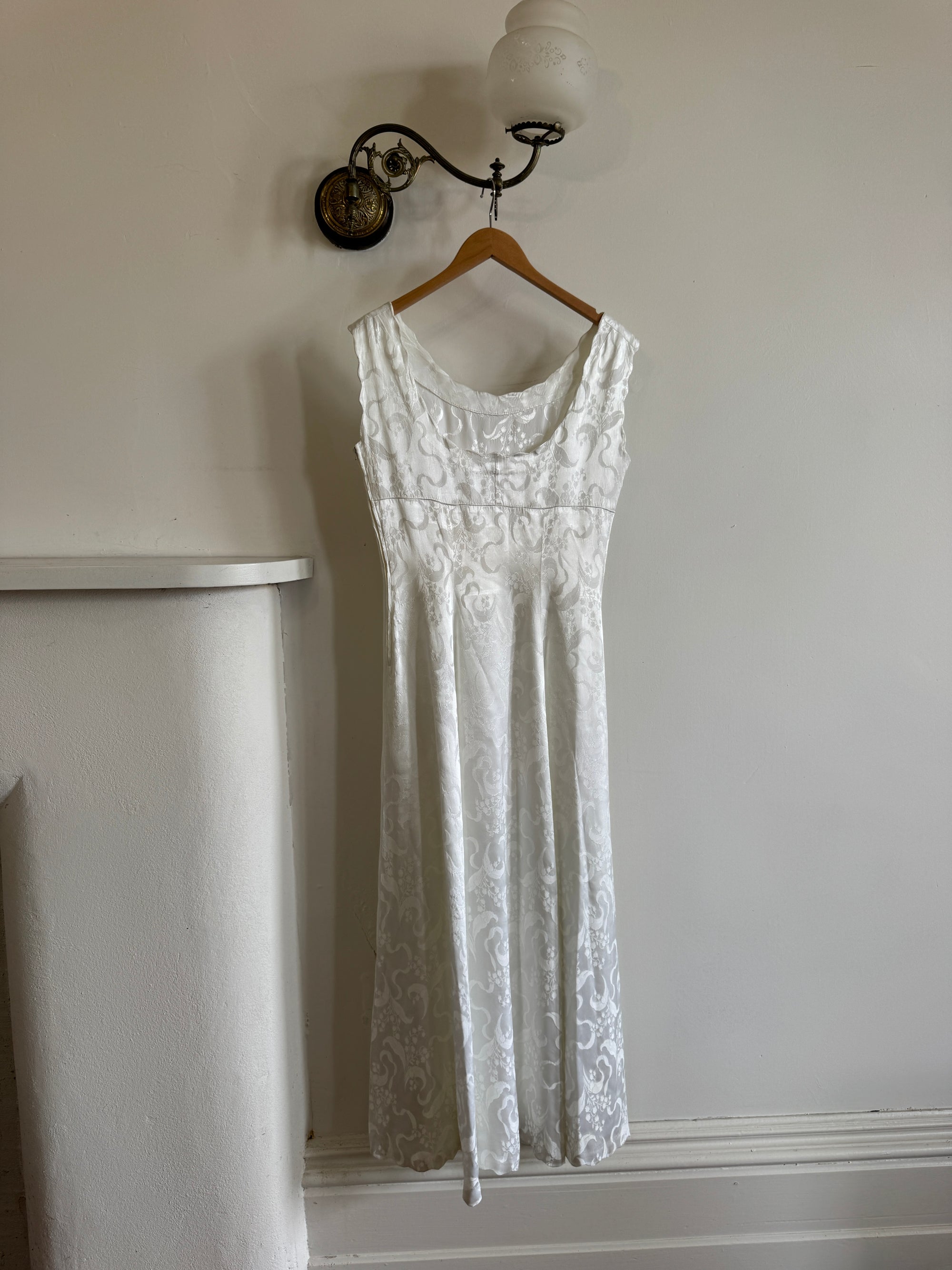 Vintage 50s Satin Jacquard Scalloped Bridal Dress