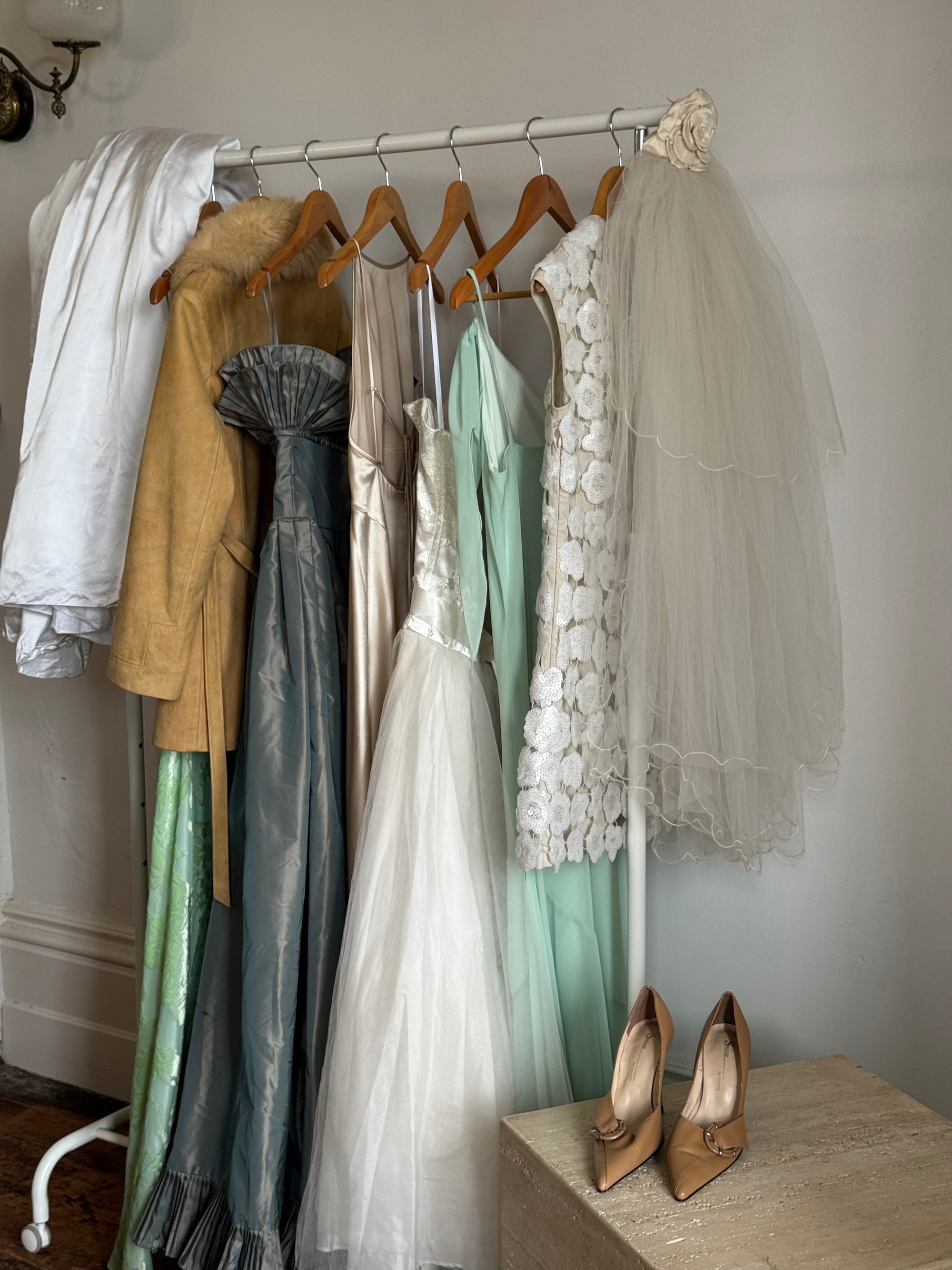 Vintage Scalloped Tulle Veil with Satin Rosette