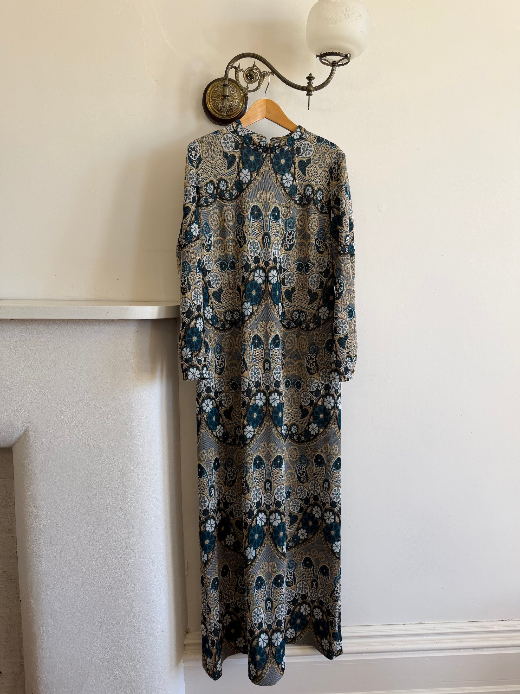 Vintage 70s Paisley Tapestry Long Sleeved Maxi Dress Blue