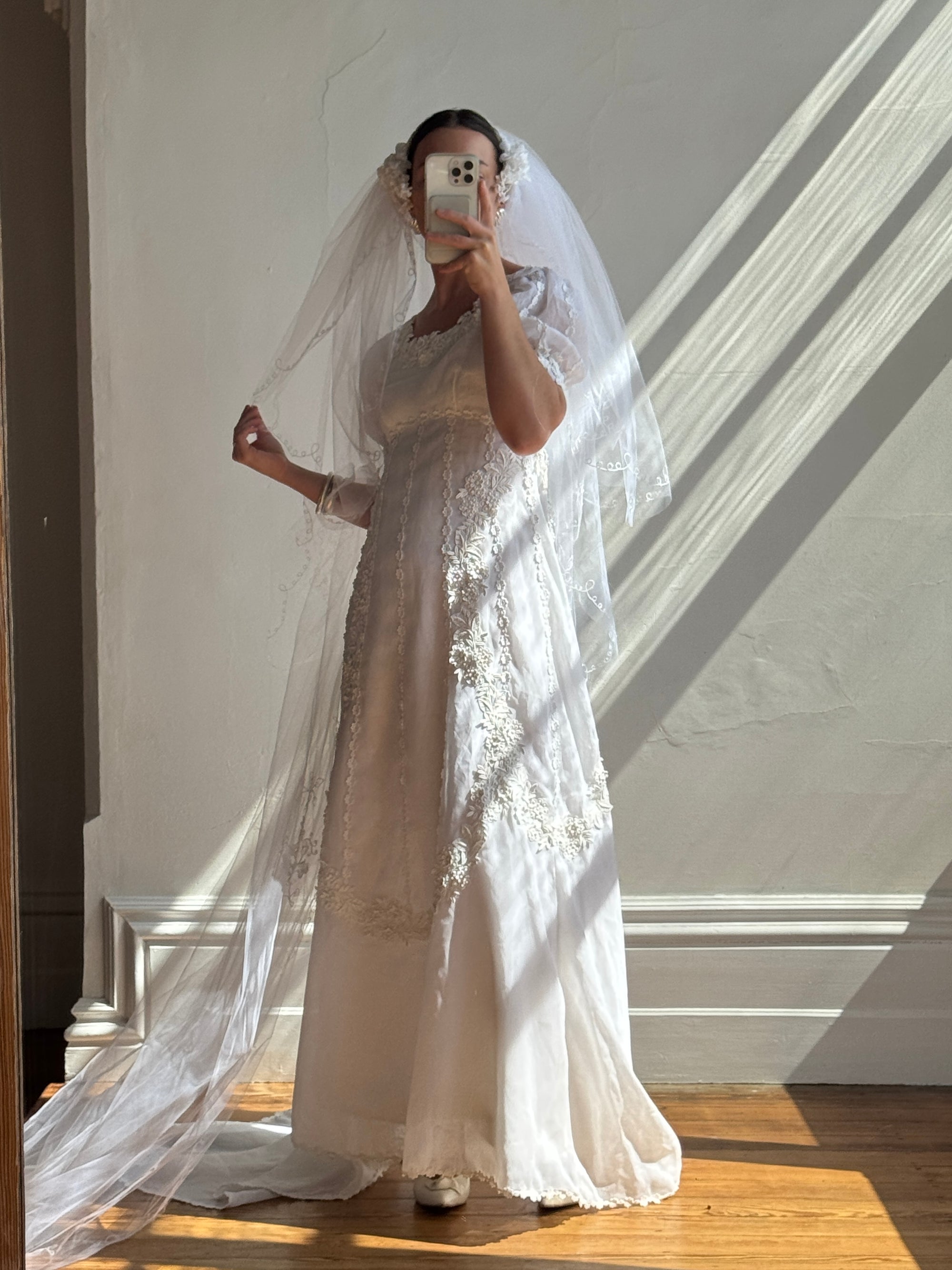 Vintage Cage Ribbon Headpiece with 3m Long Tulle Veil