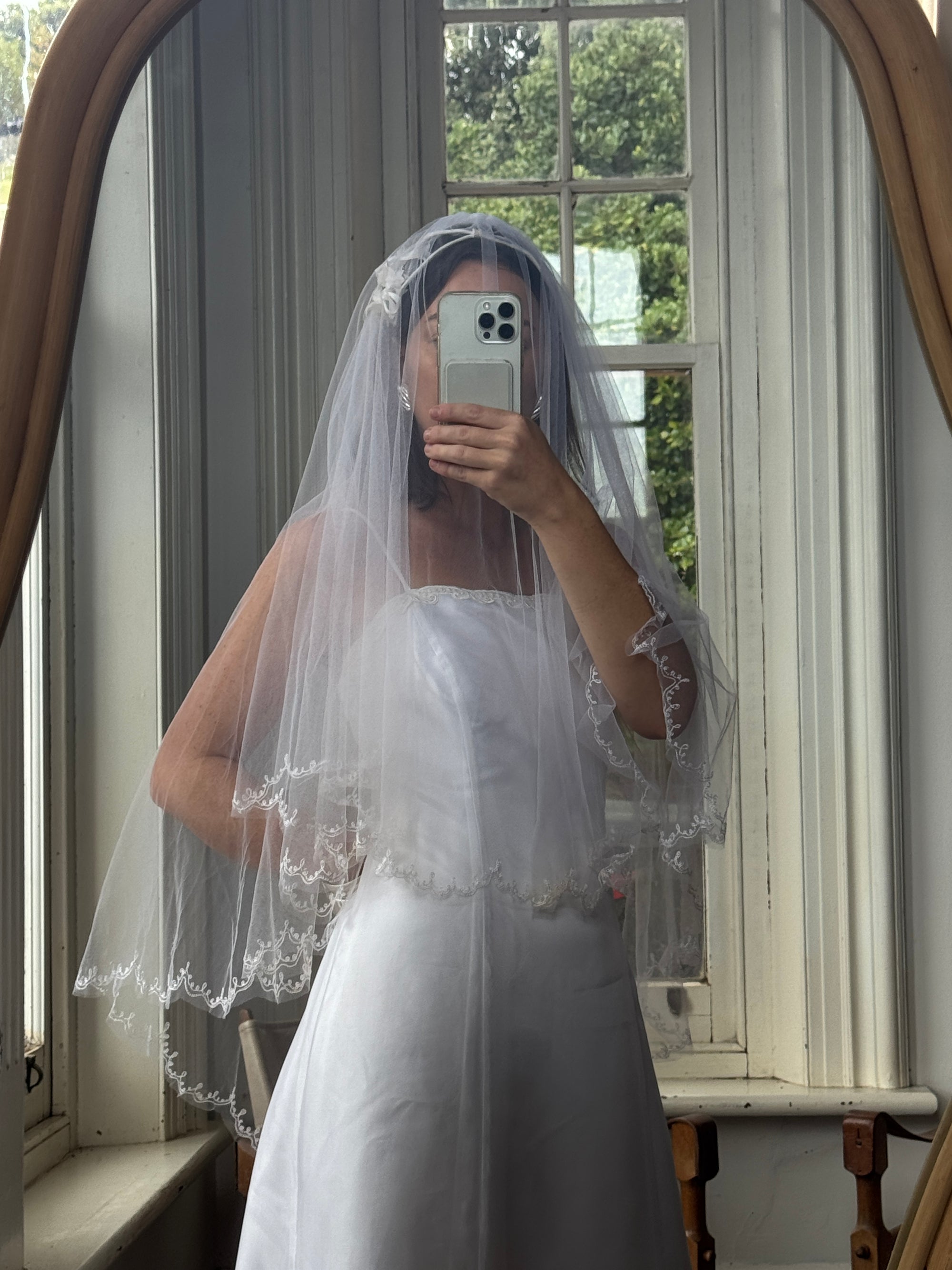 Vintage Mid Length Tulle Veil With Satin Headband