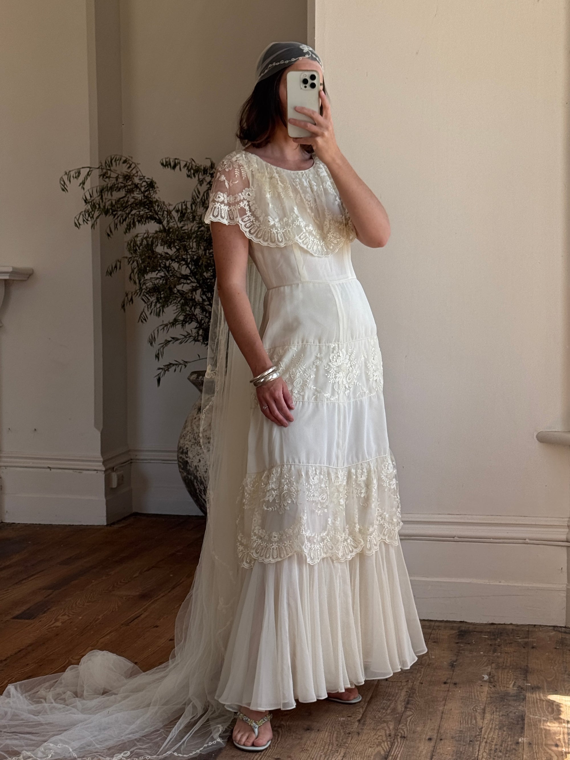 Vintage 70s Creme Tiered Lace Wedding Dress with Pleats