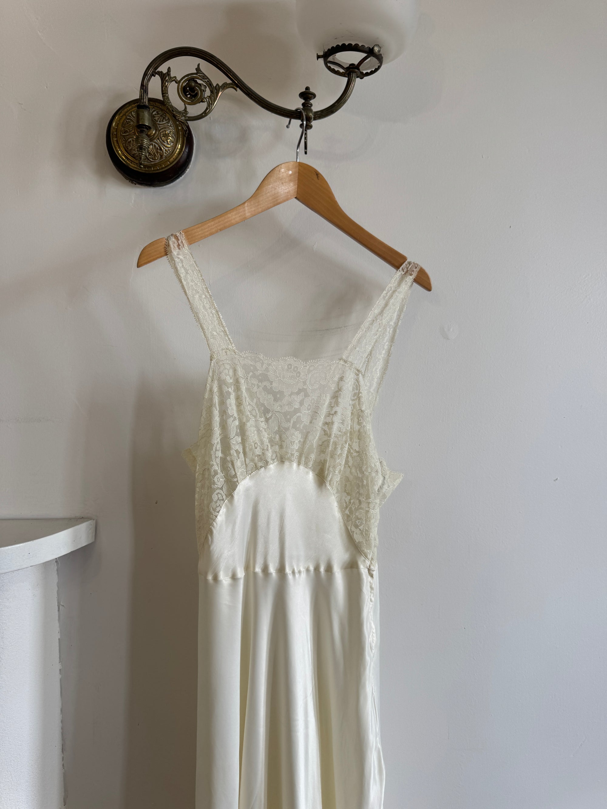 Vintage 40s Bias Cut Satin Bridal Slip Ivory