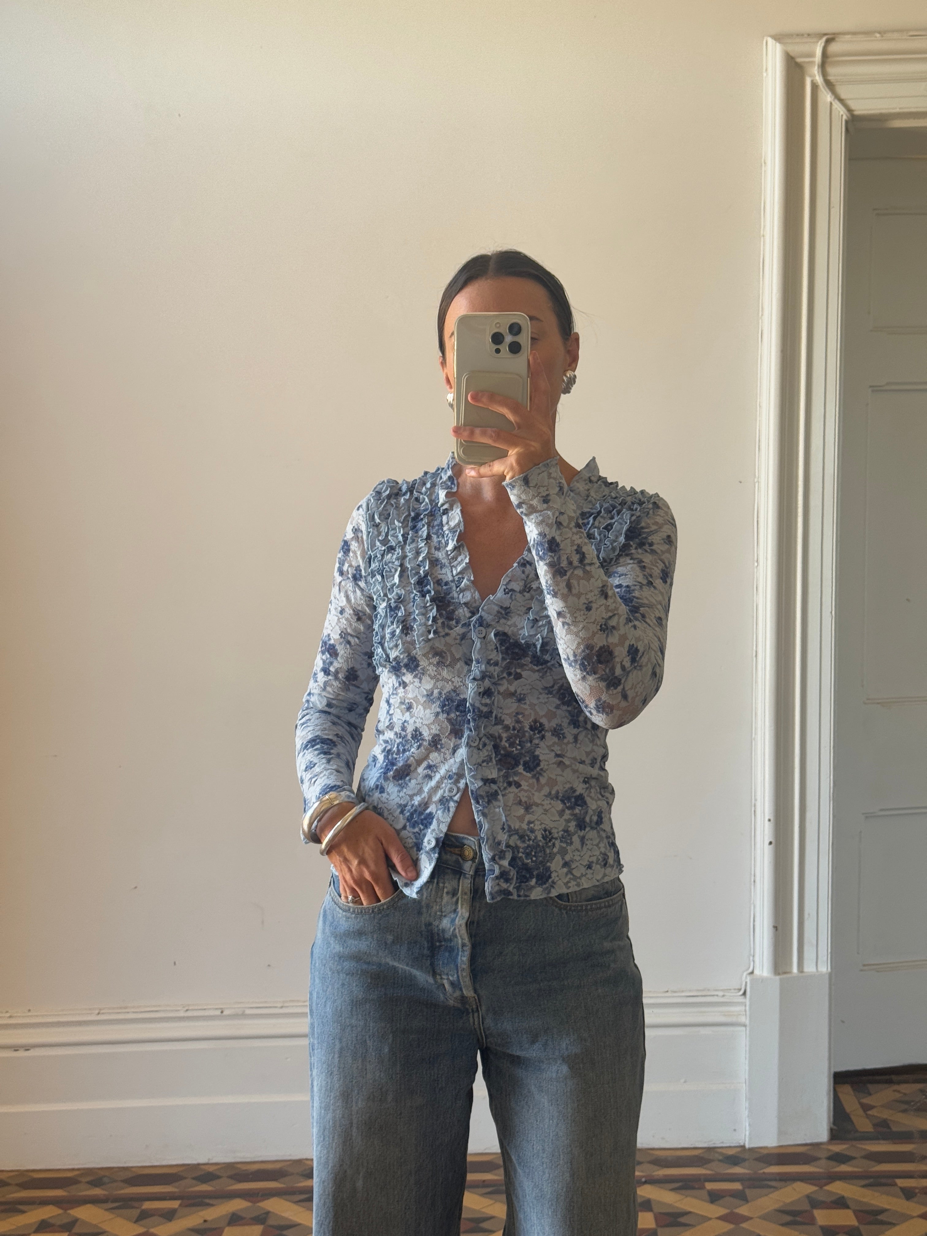 Vintage 90s Ruffle Stretch Button Up Blue Tapestry Floral