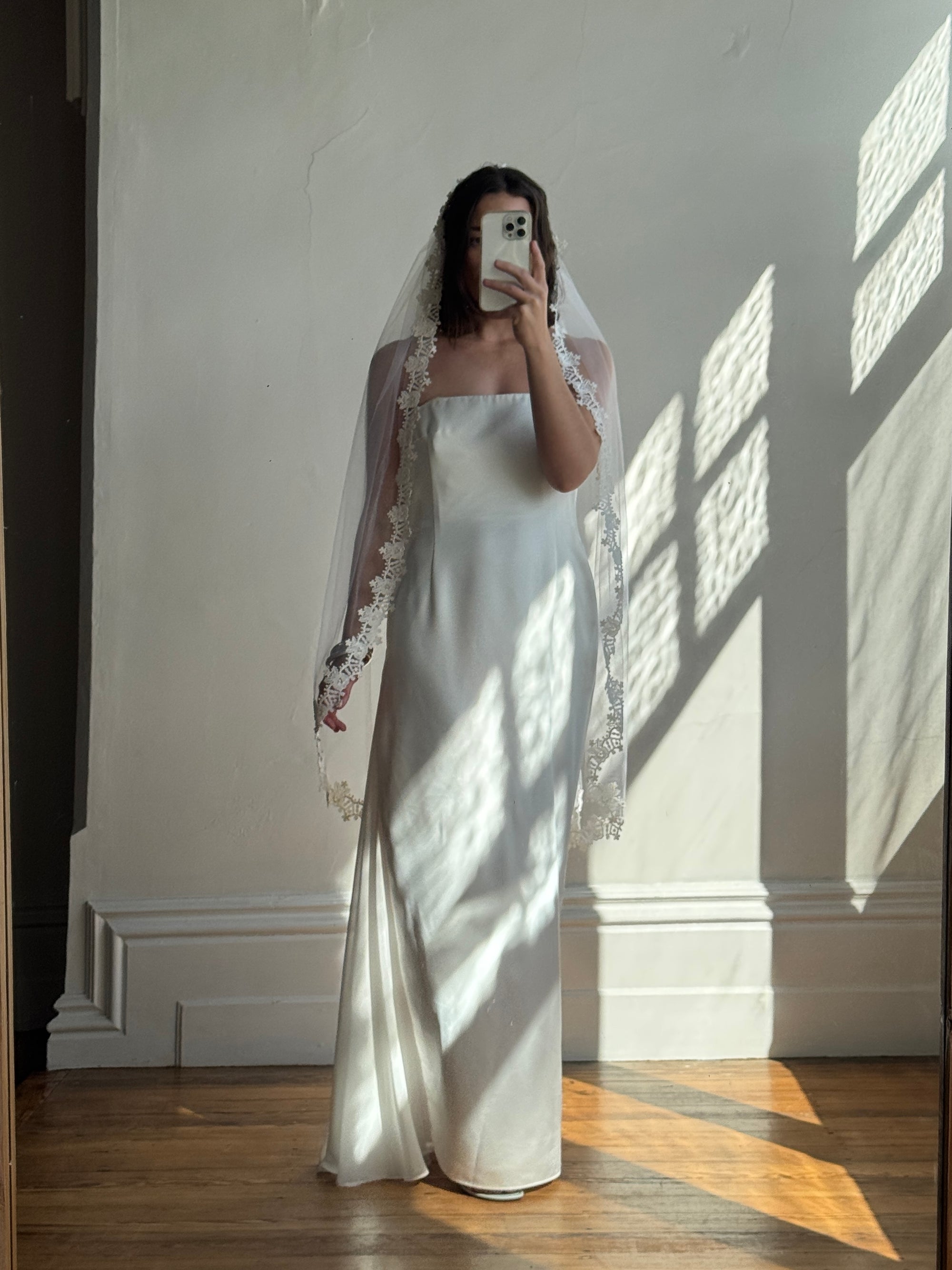 Vintage Juliette Floral Cap Long Veil