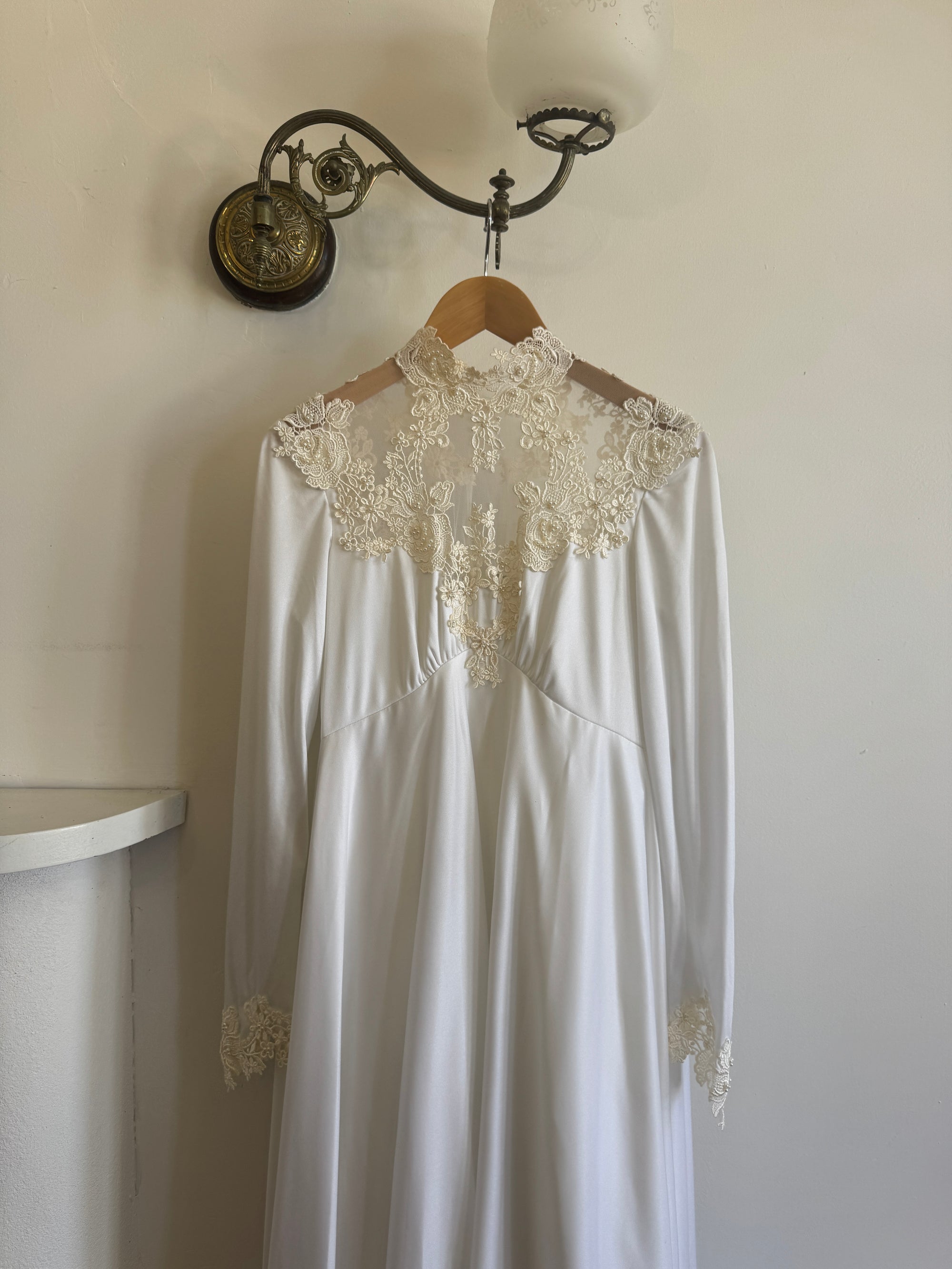 Vintage 60s Jersey and Lace Cape Wedding Dress