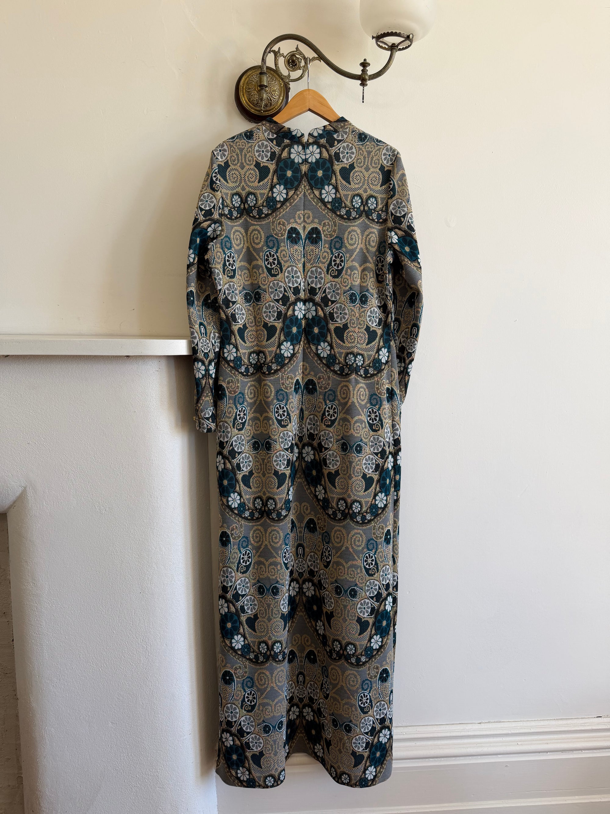 Vintage 70s Paisley Tapestry Long Sleeved Maxi Dress Blue