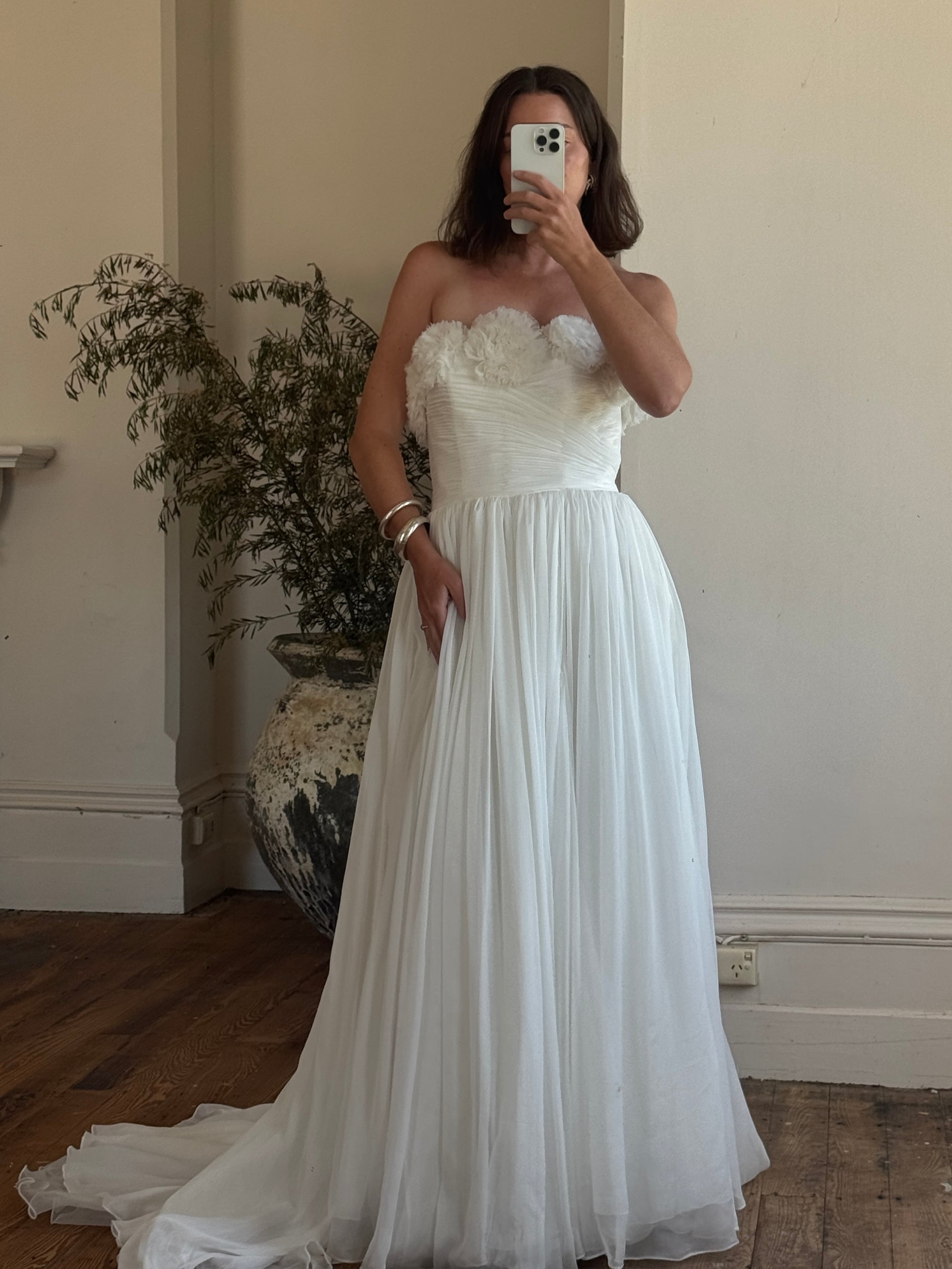 Vintage Y2K Cupcake Strapless Chiffon Wedding Gown