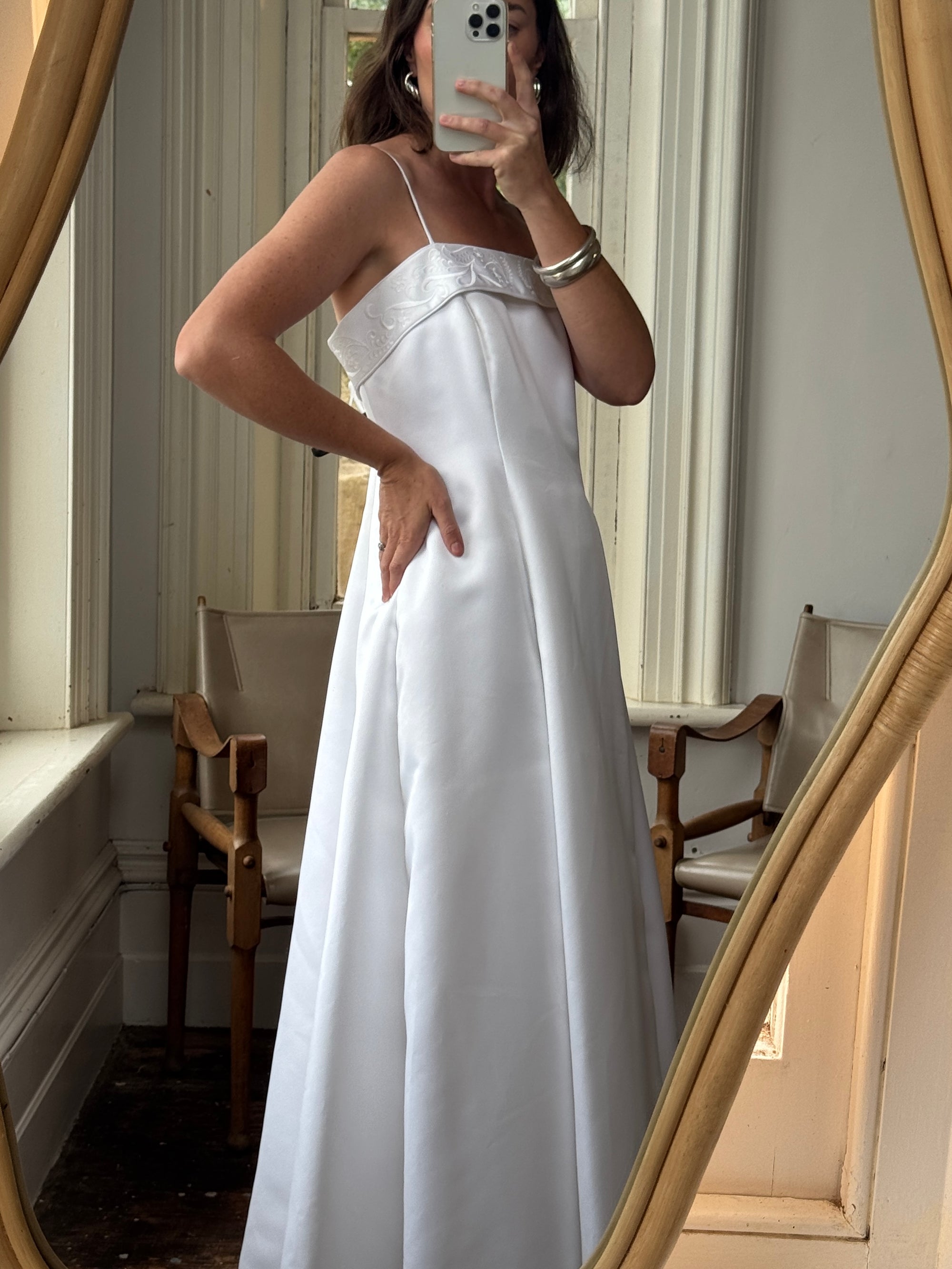 Vintage 90s Classic Strapless Wedding Gown