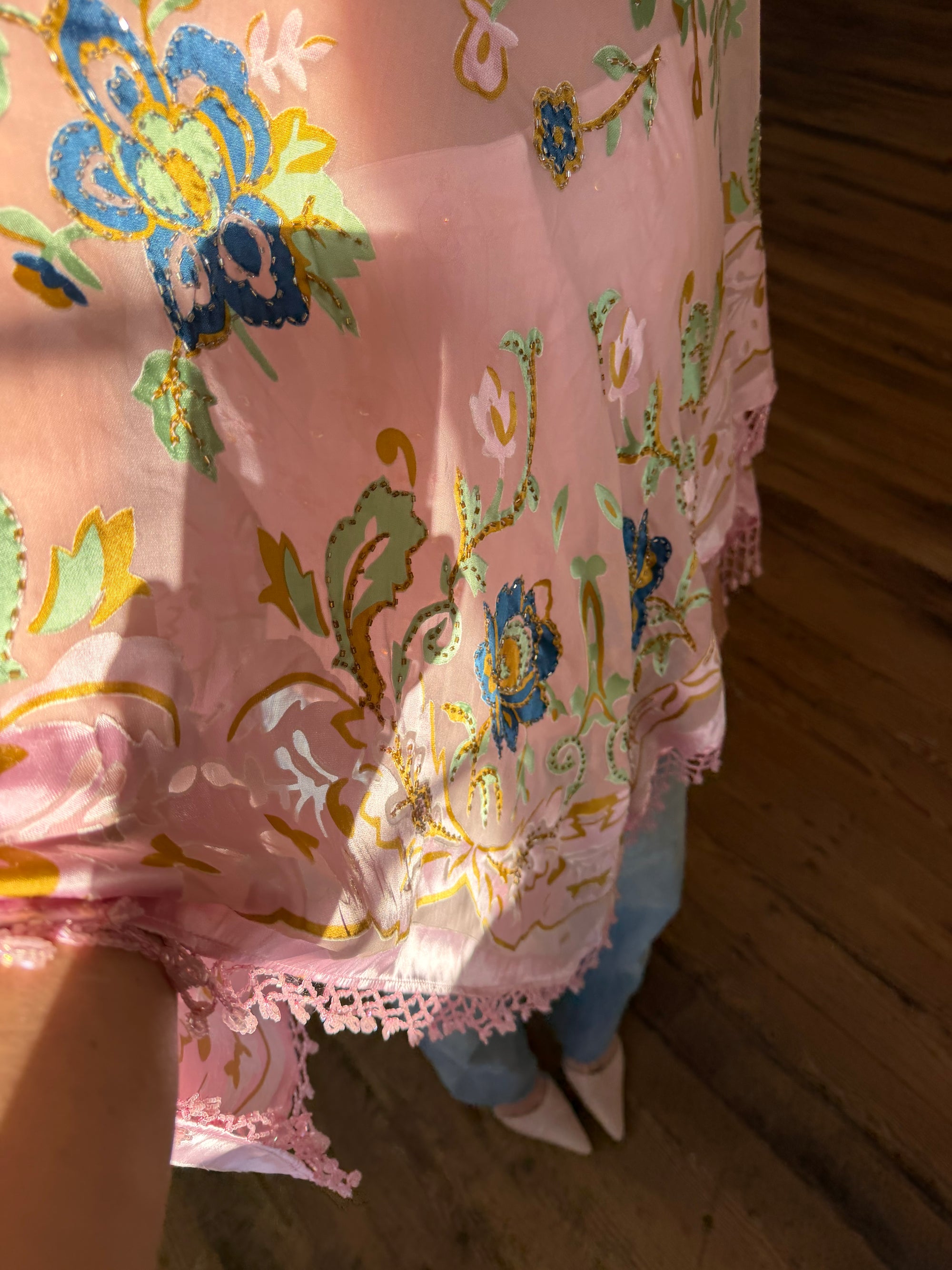 Vintage 90s Pink Floral Beaded Fringe Poncho