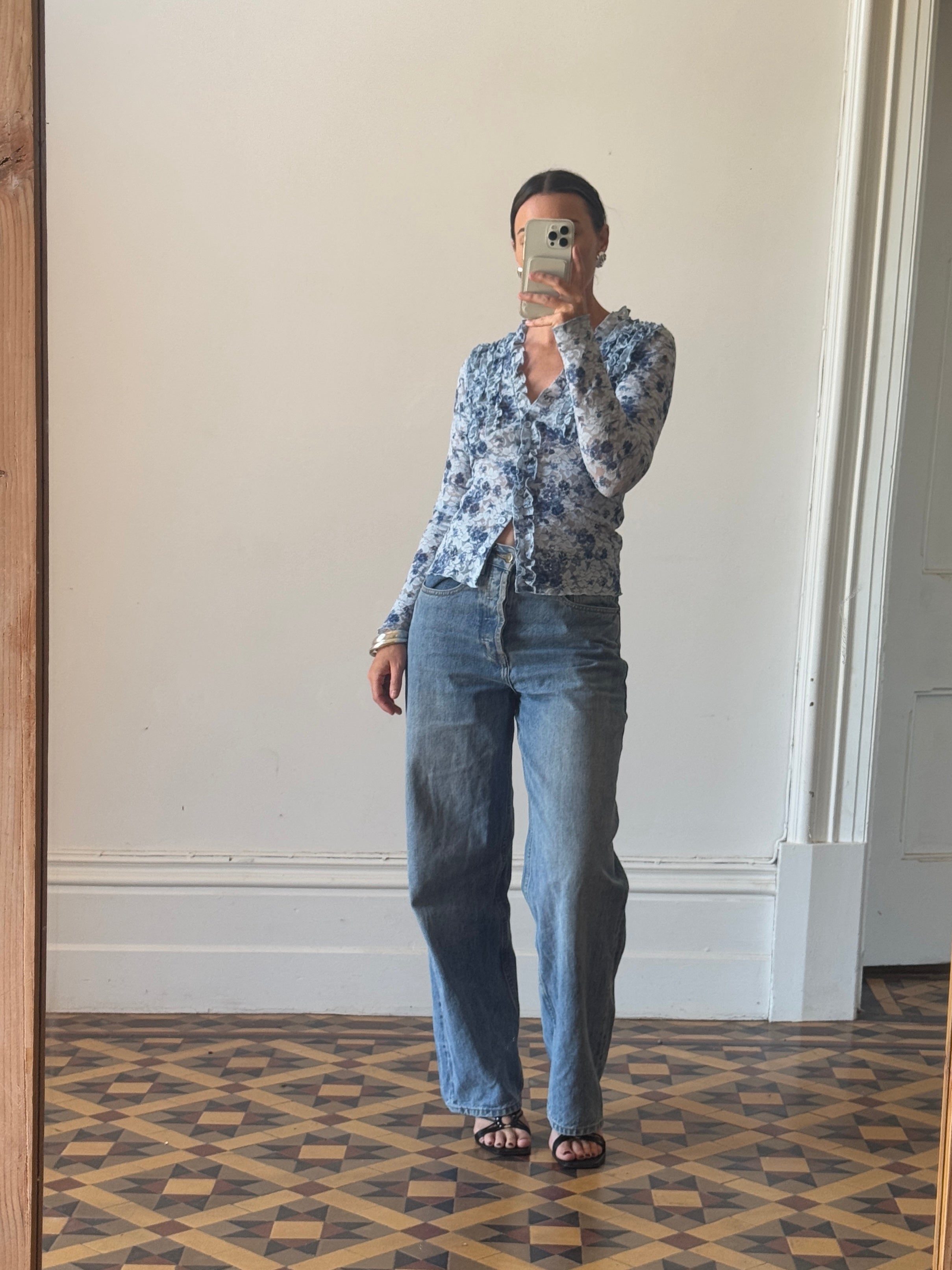 Vintage 90s Ruffle Stretch Button Up Blue Tapestry Floral