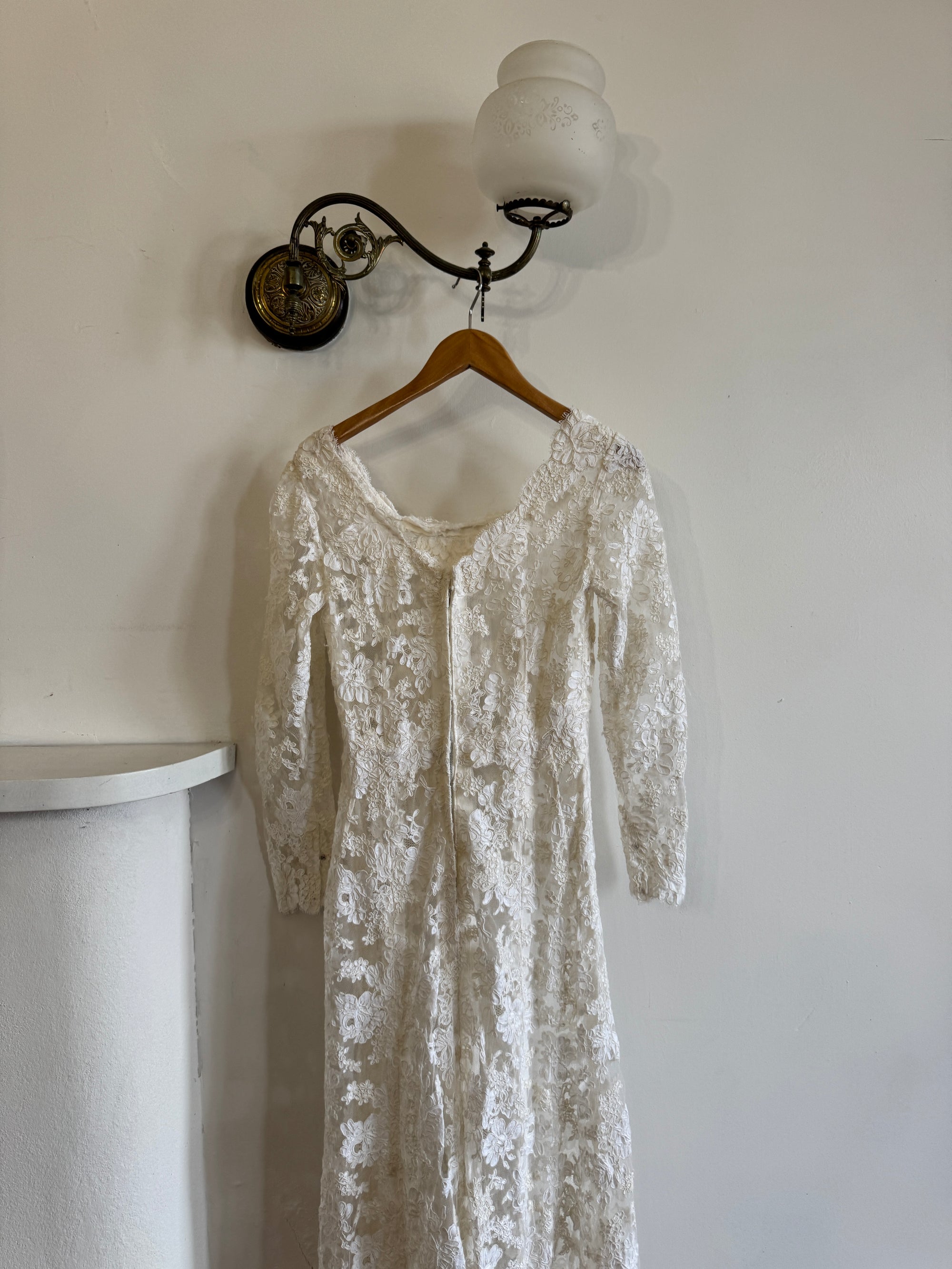 Vintage 60s Guipure Lace Long Sleeve Wedding Gown with Train